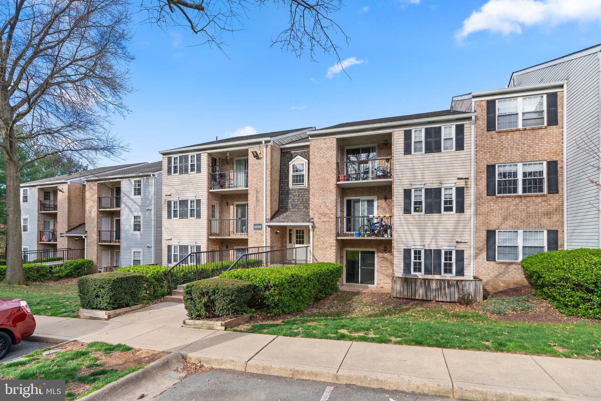 18302 Streamside Dr #104