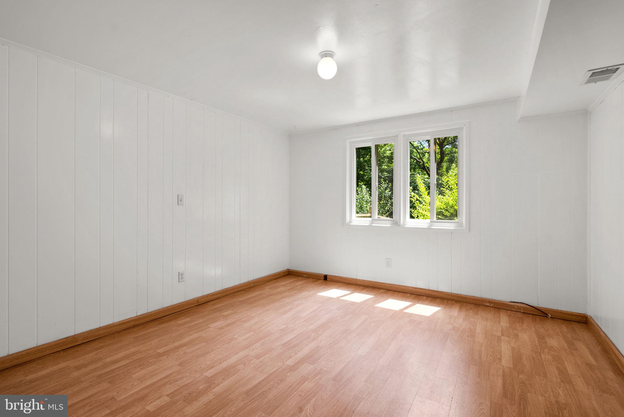 10326 Watkins Mill Dr