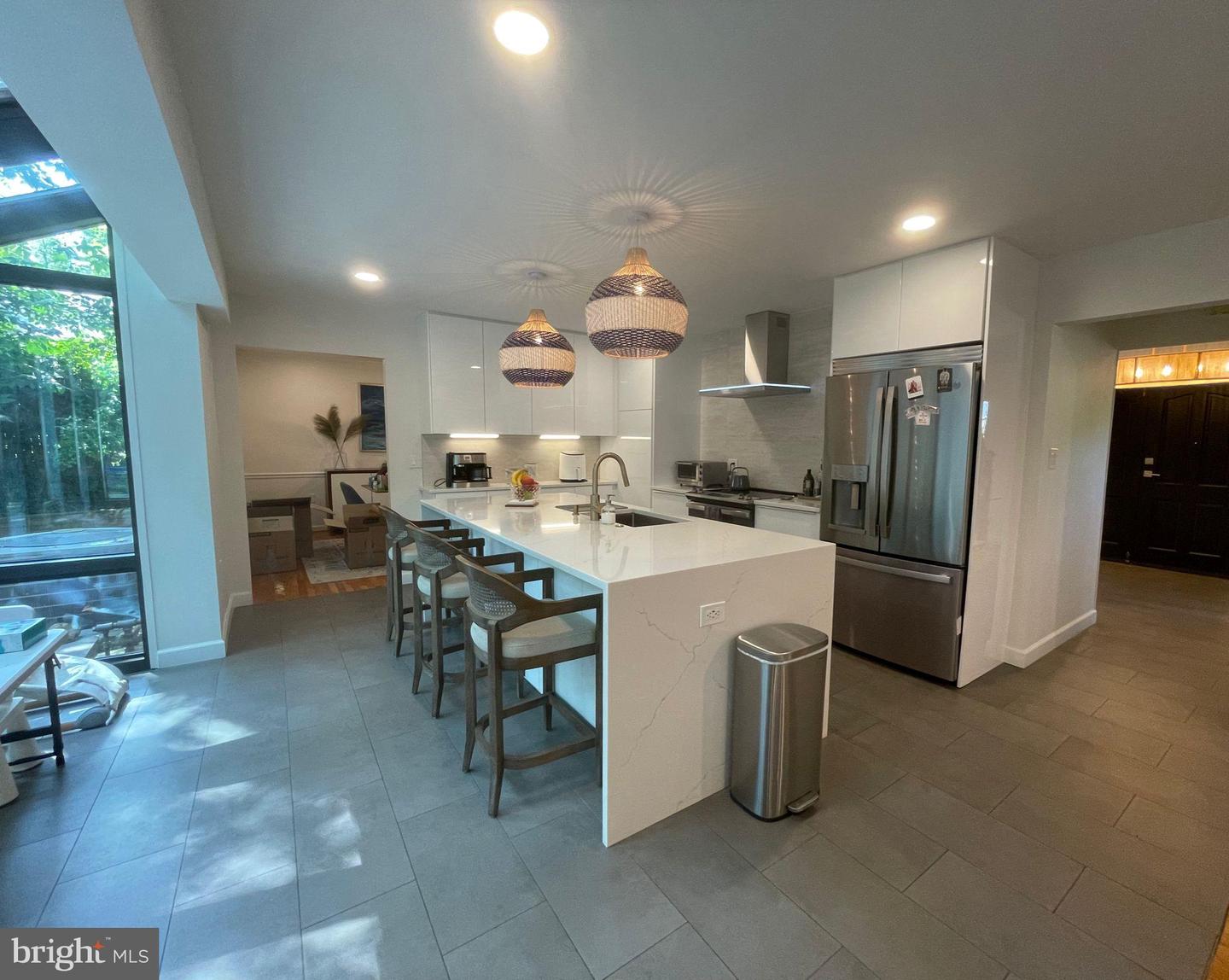 6528 Windermere