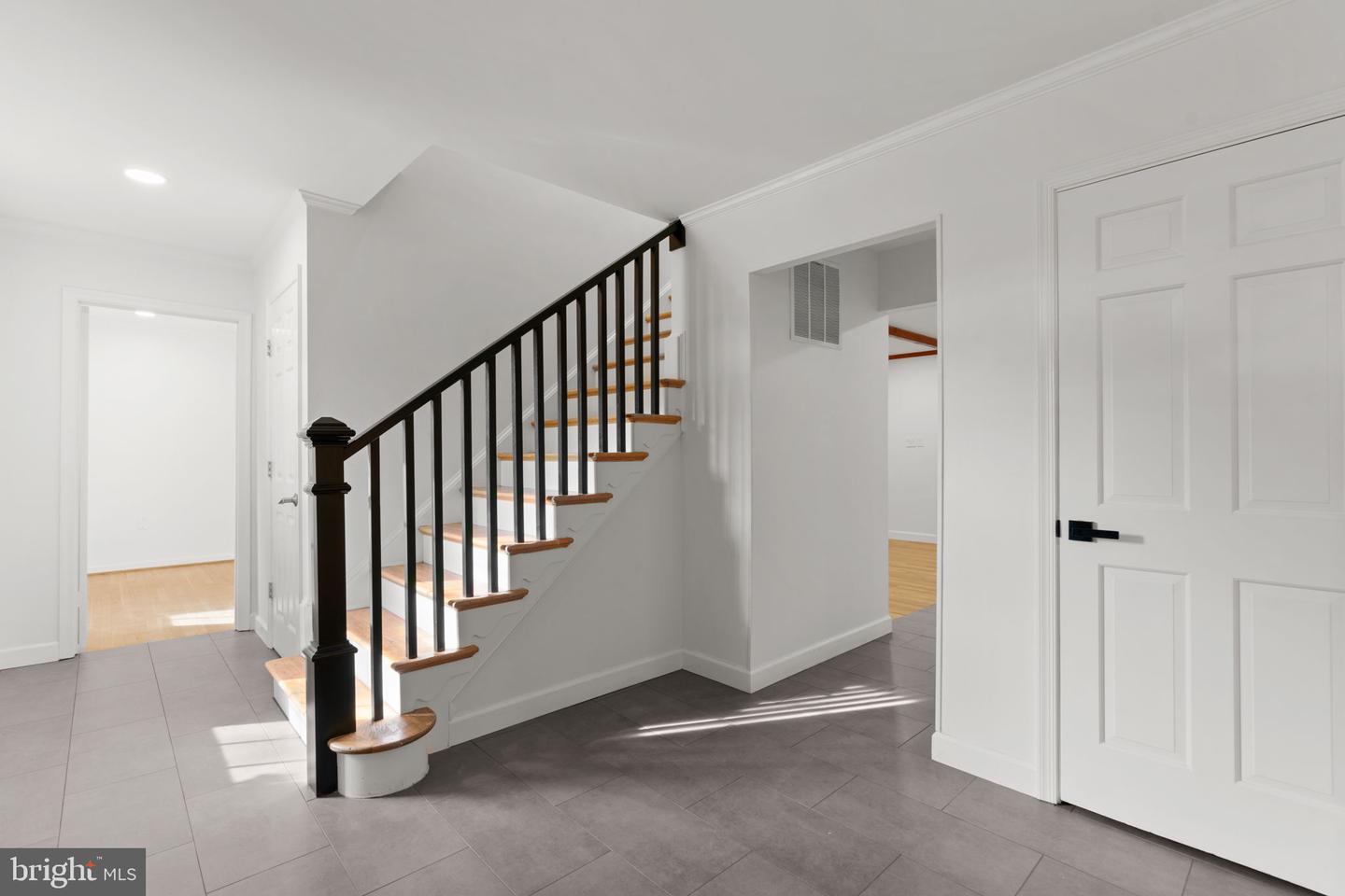 6528 Windermere