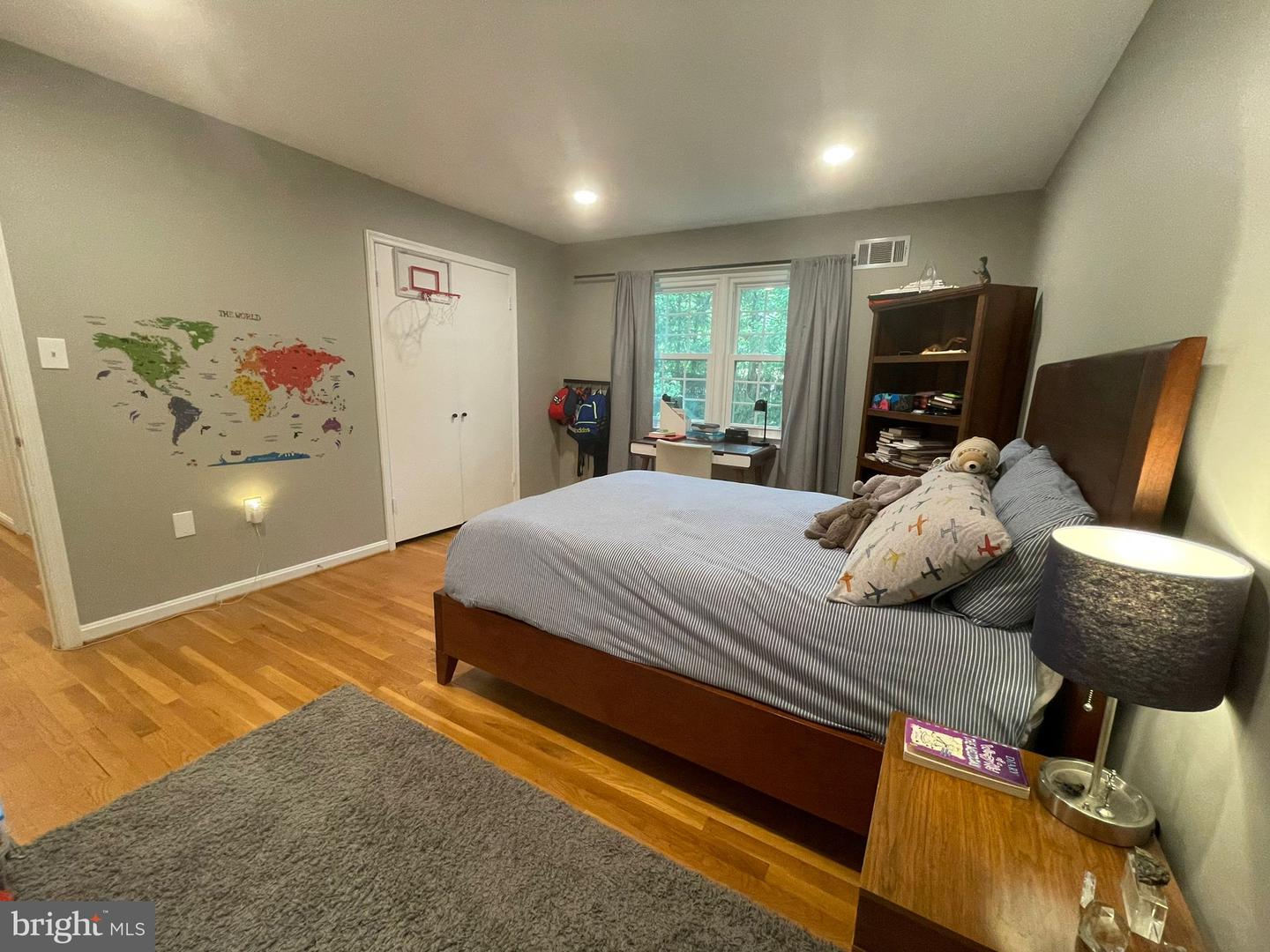 6528 Windermere