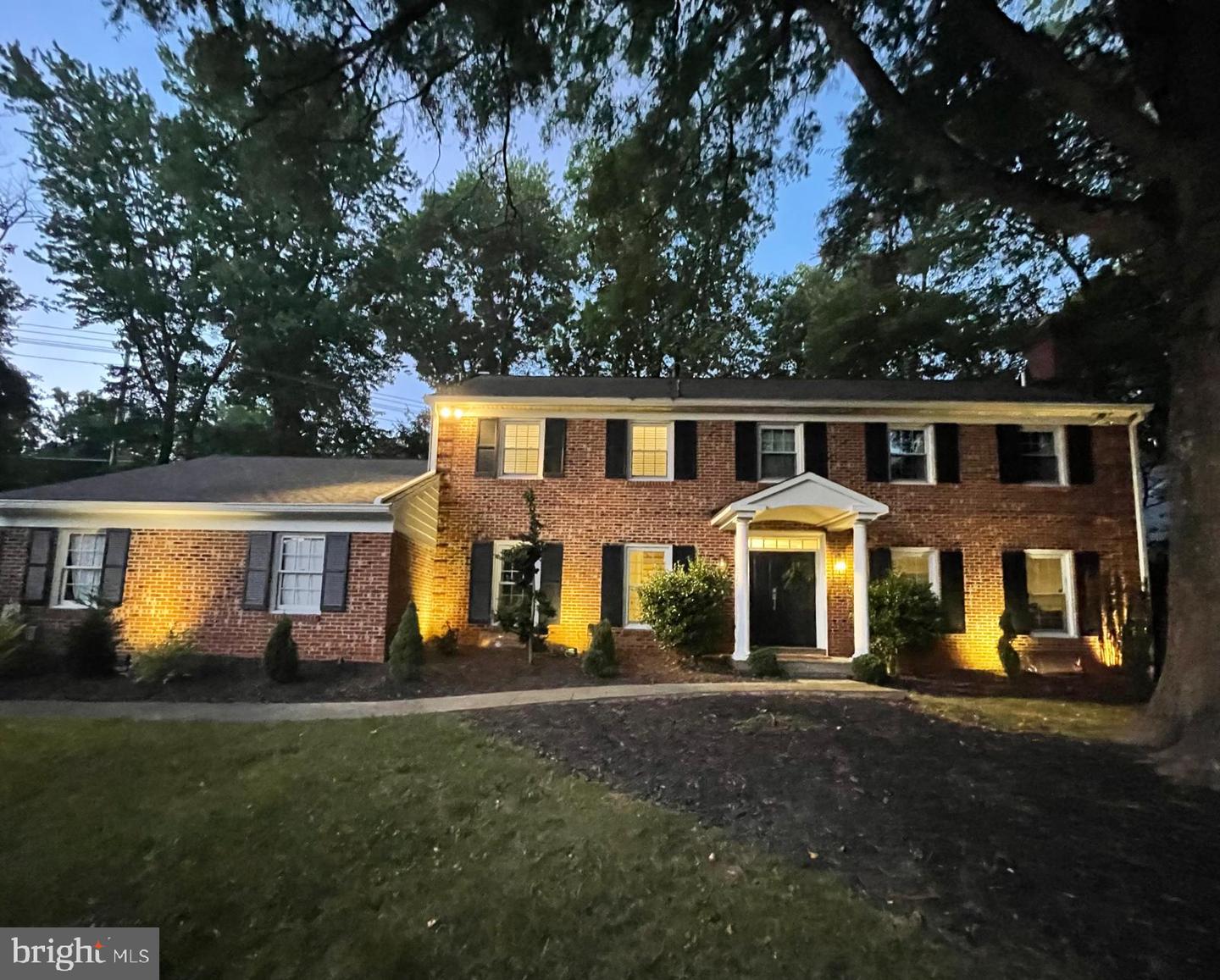 6528 Windermere