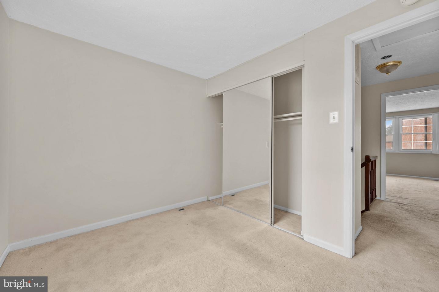 7605 Nutwood Ct