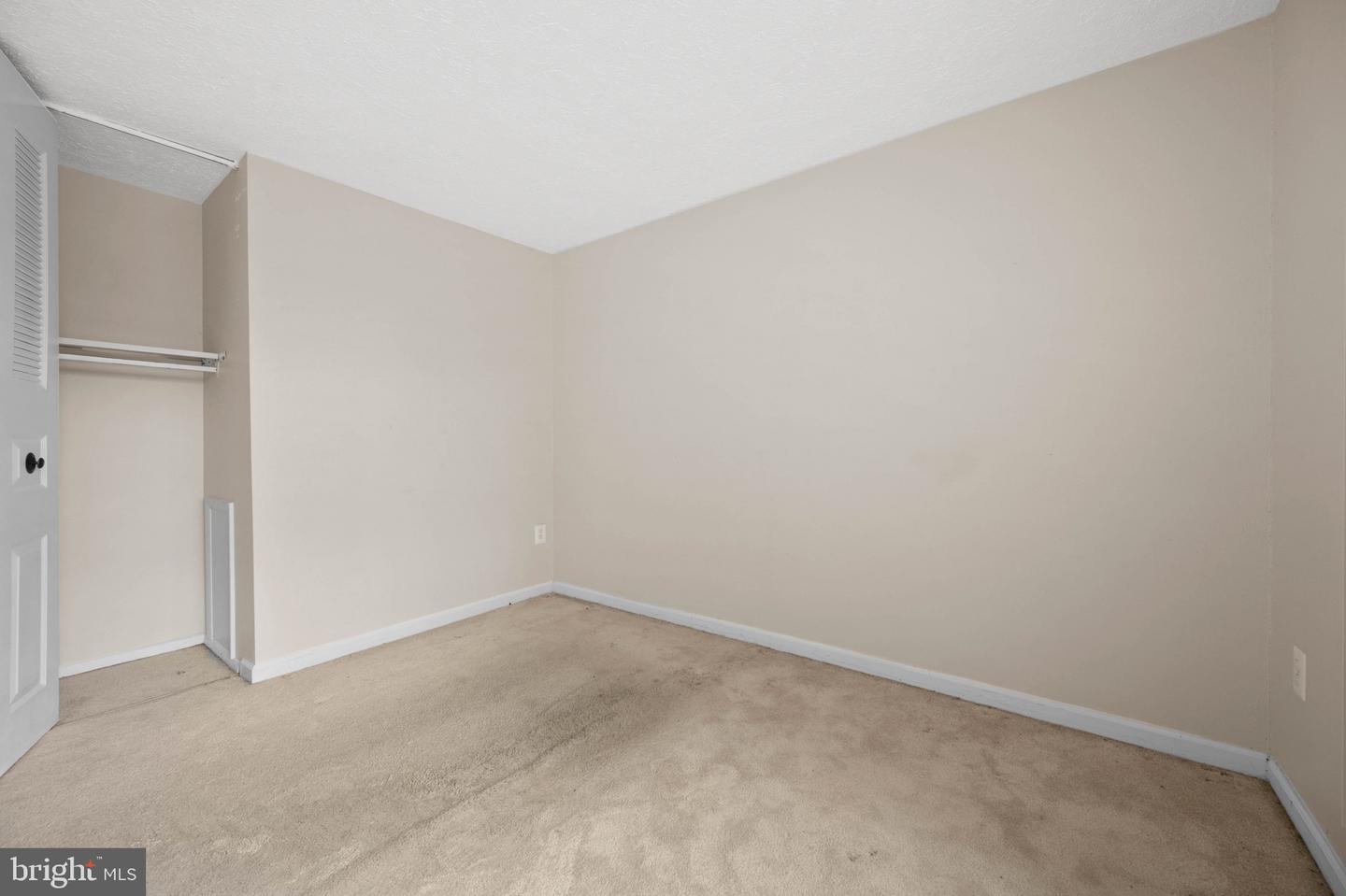 7605 Nutwood Ct