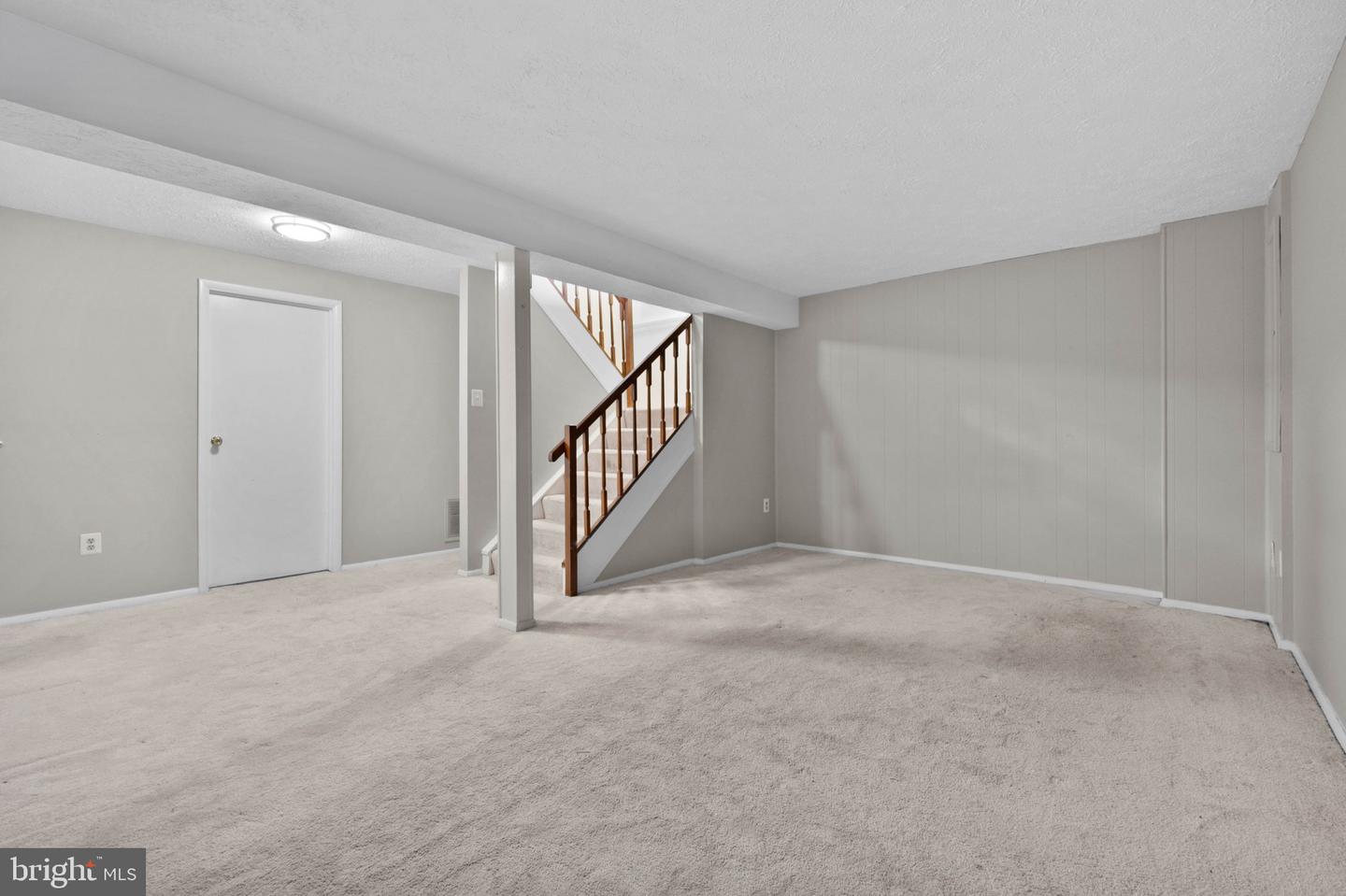 7605 Nutwood Ct