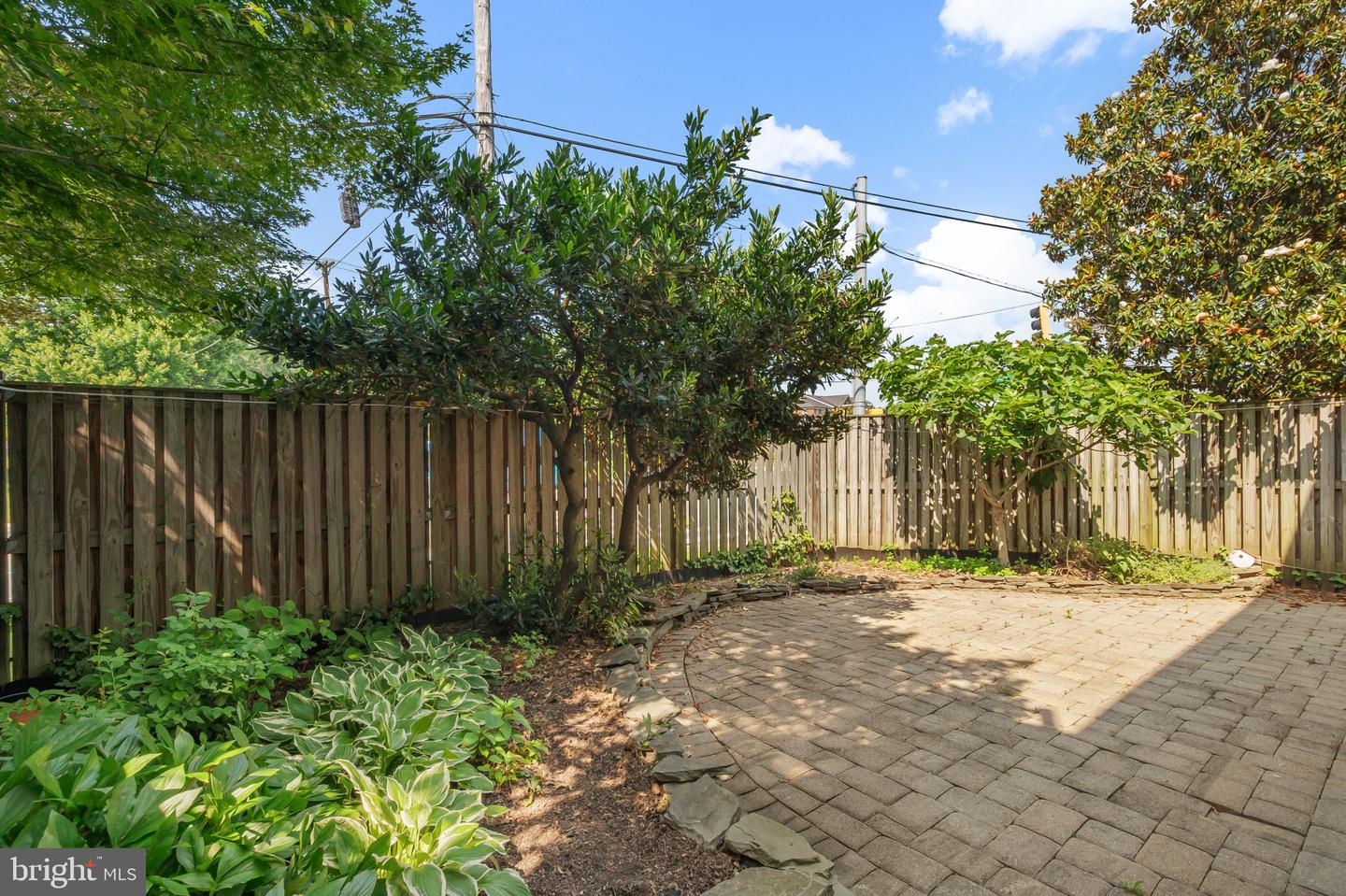 101 Sharpstead Ln