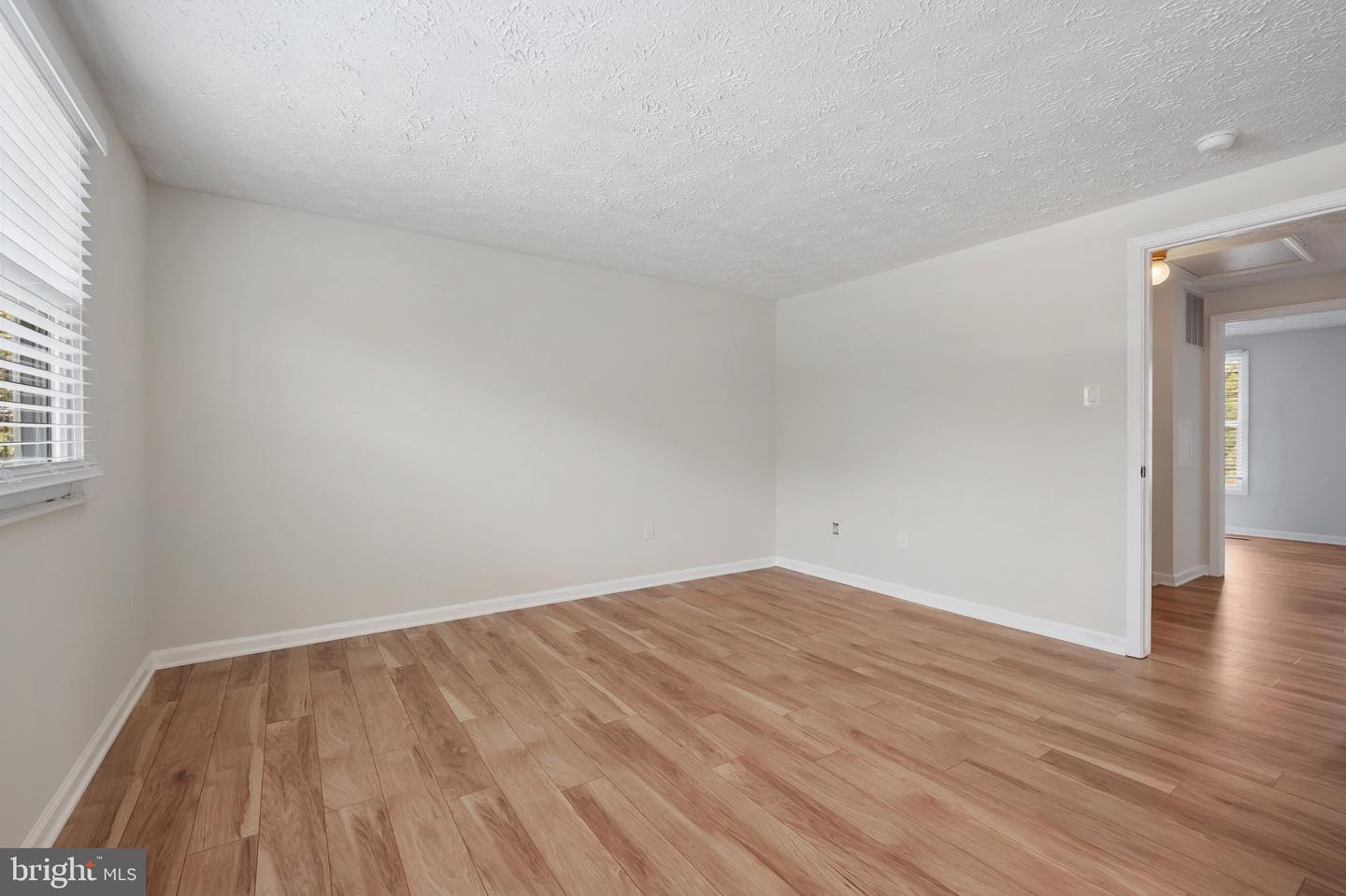 101 Sharpstead Ln
