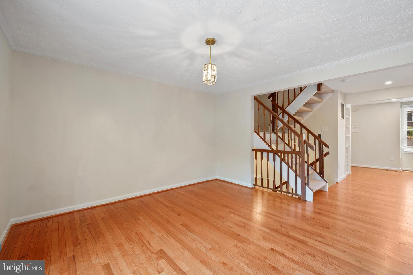 101 Sharpstead Ln