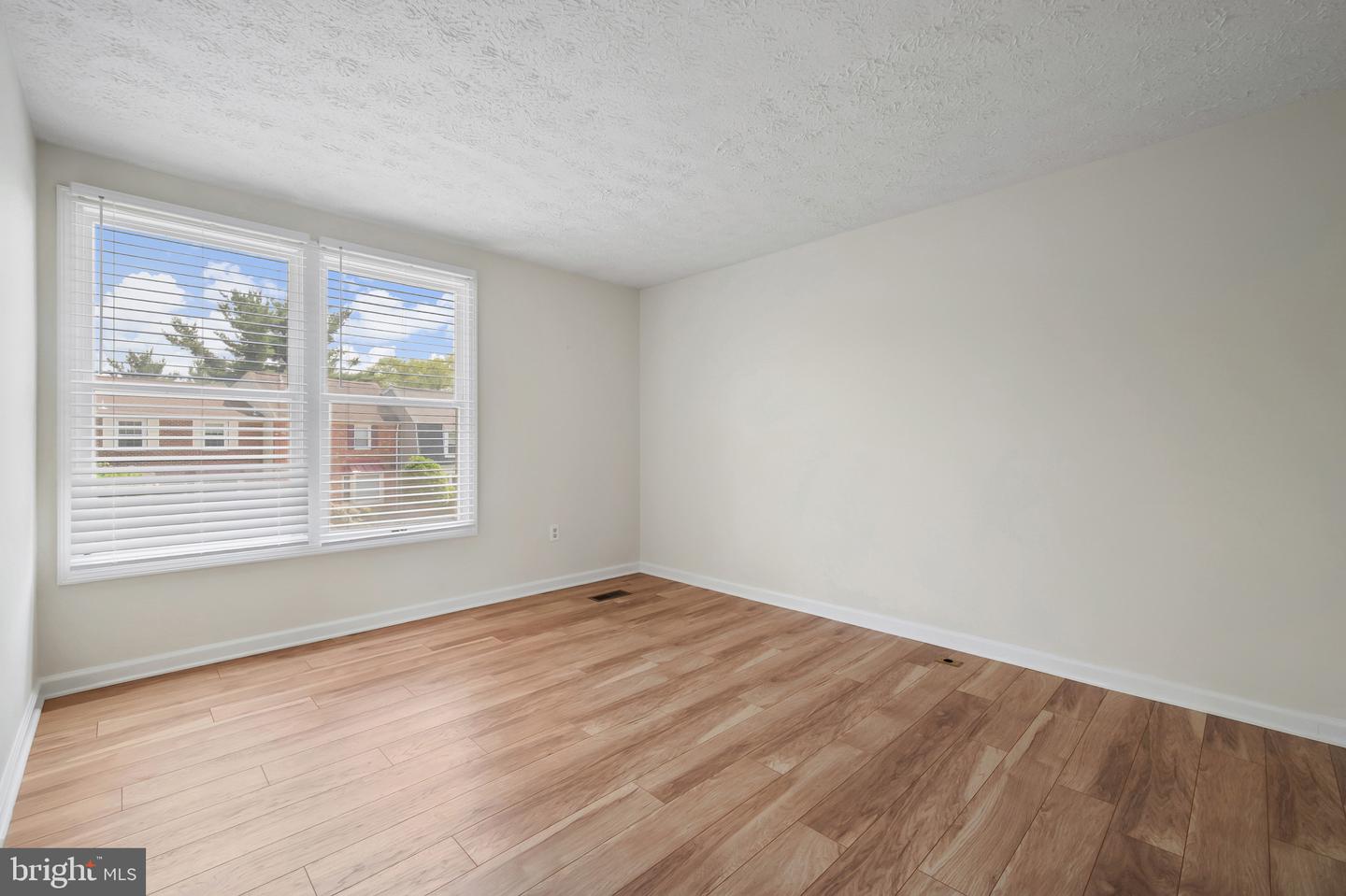 101 Sharpstead Ln