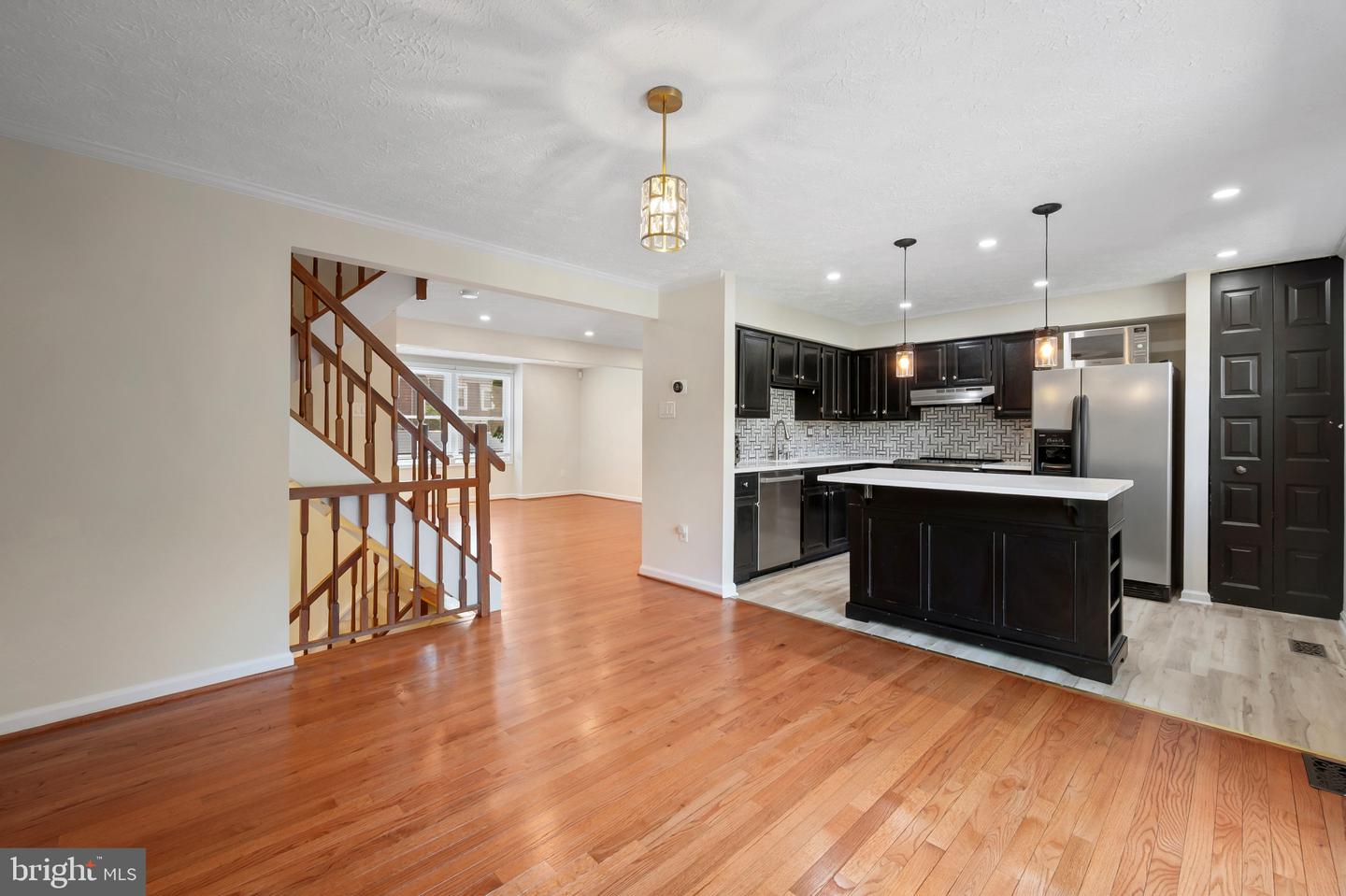 101 Sharpstead Ln