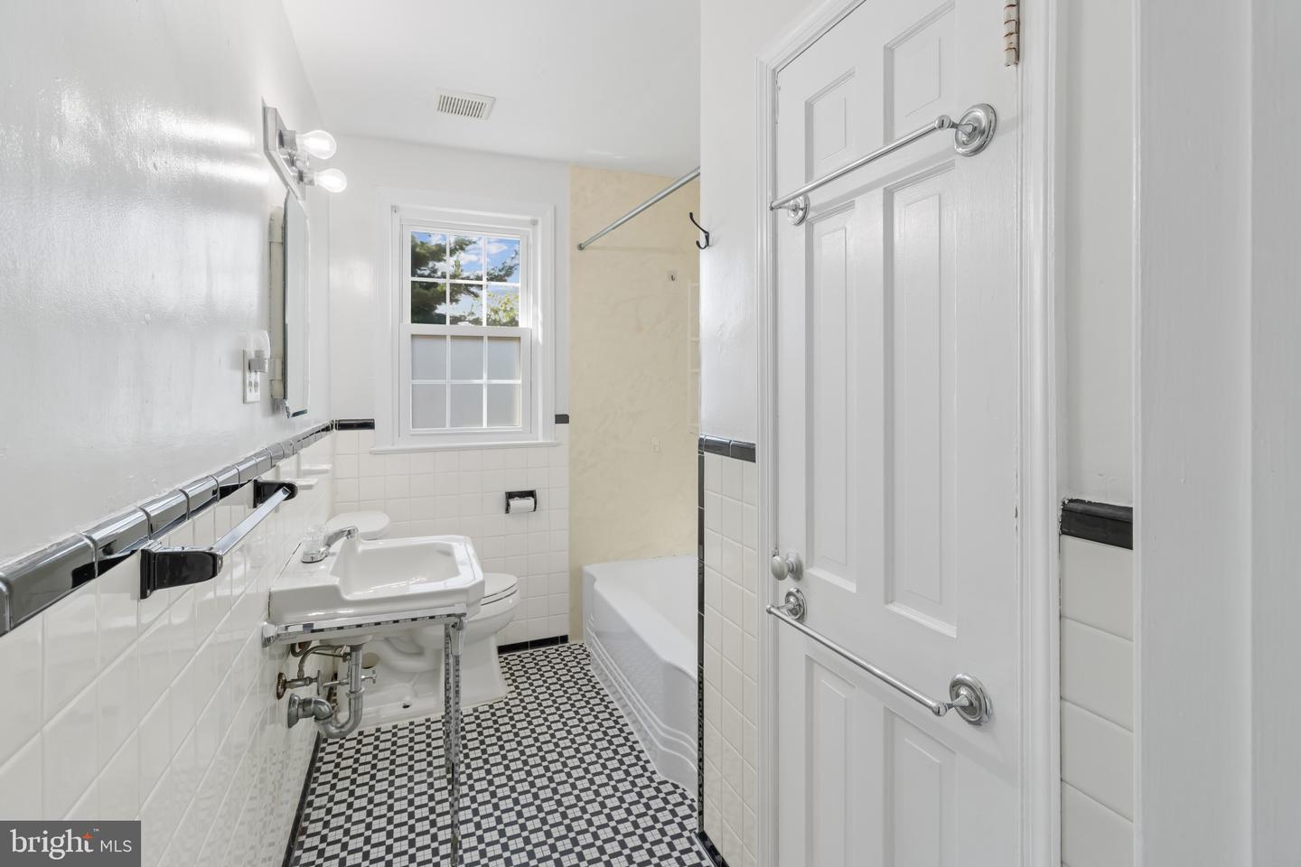 15118 LIBERTY GROVE DR