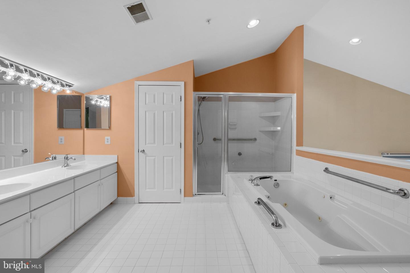 12200 QUINTETTE LANE