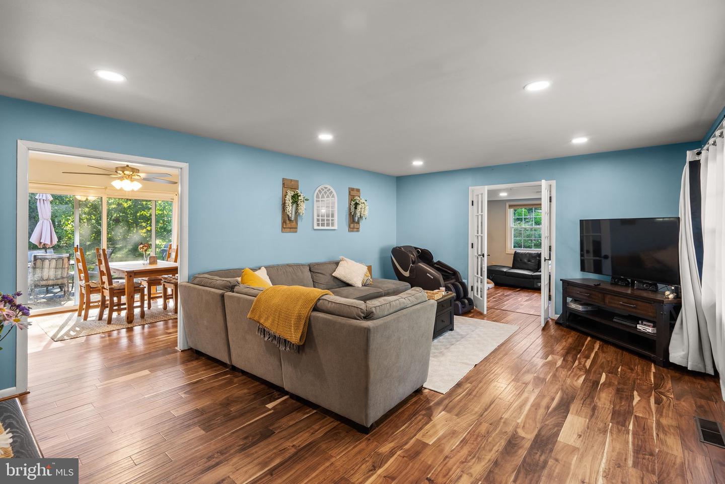 4013 Wakefield LANE