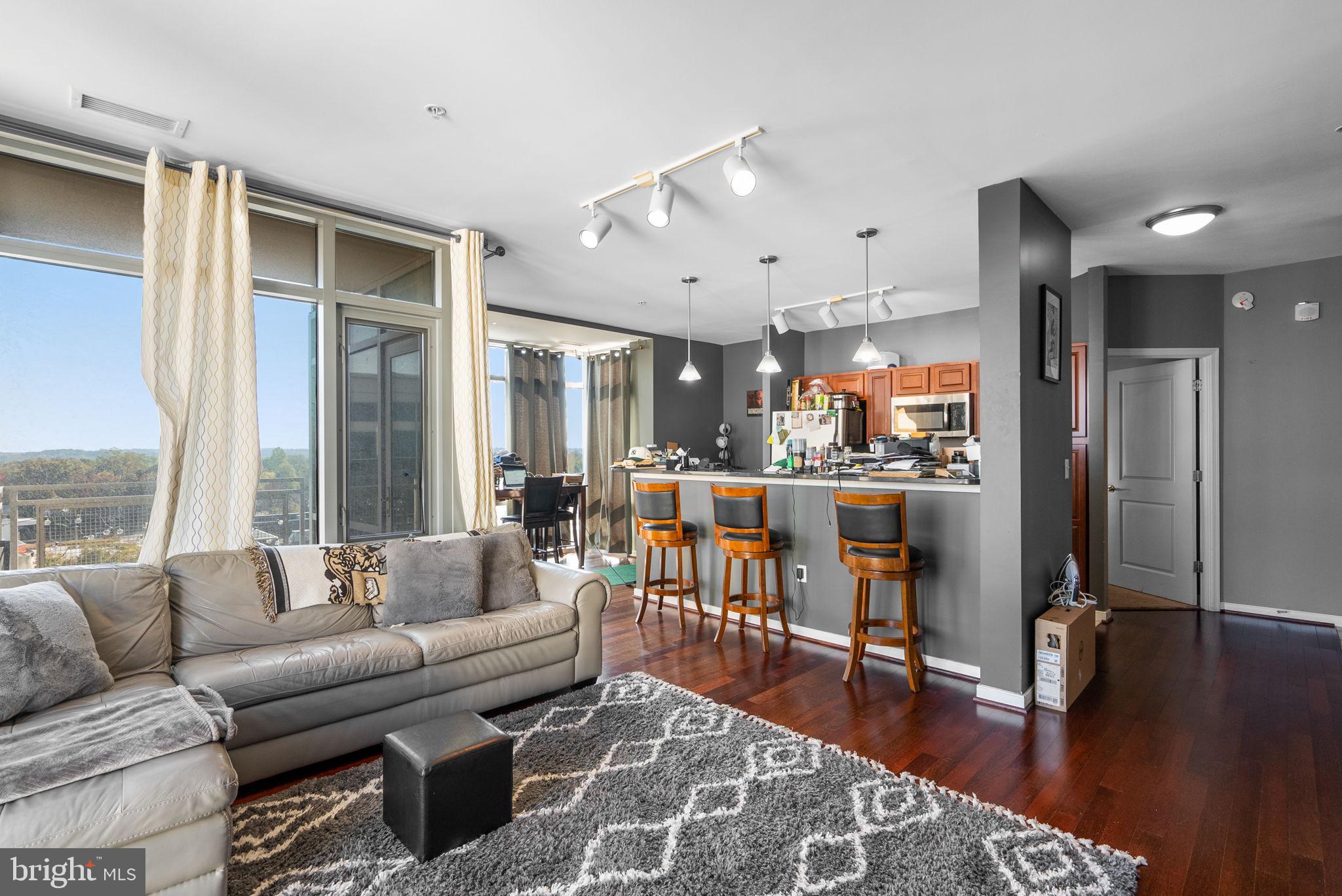 6506 America BOULEVARD Unit: 703