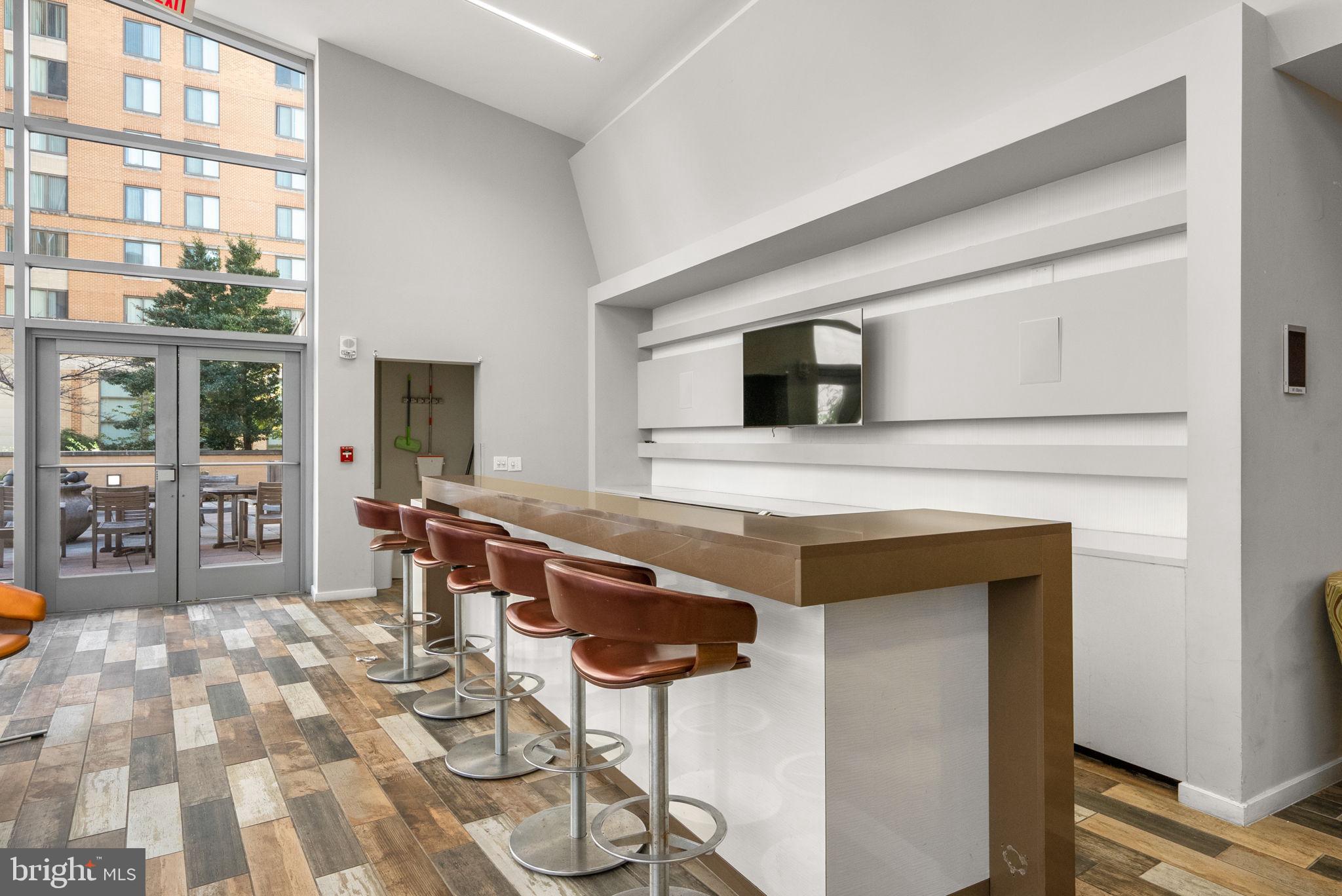 6506 America BOULEVARD Unit: 703