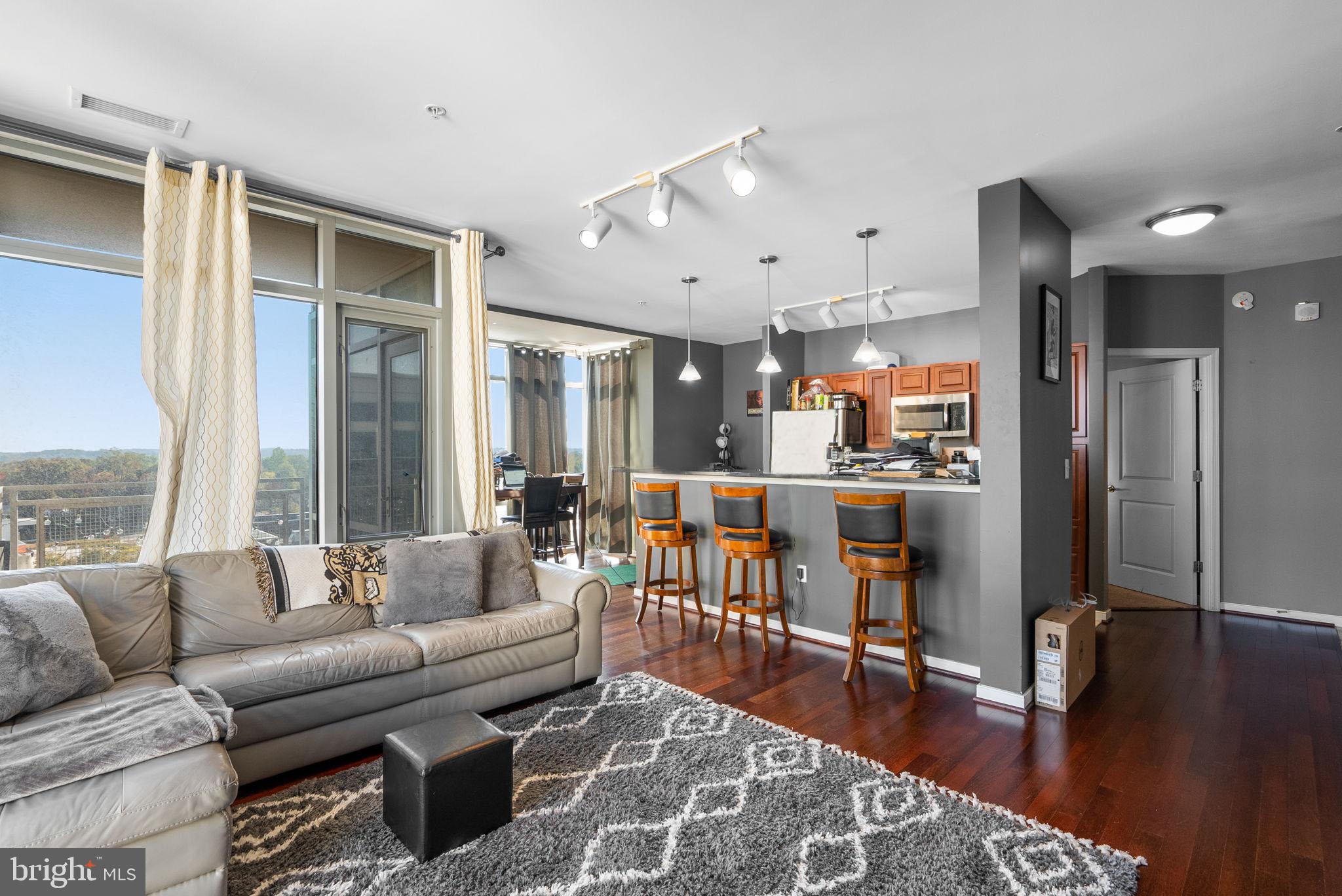 6506 America BOULEVARD Unit: 703