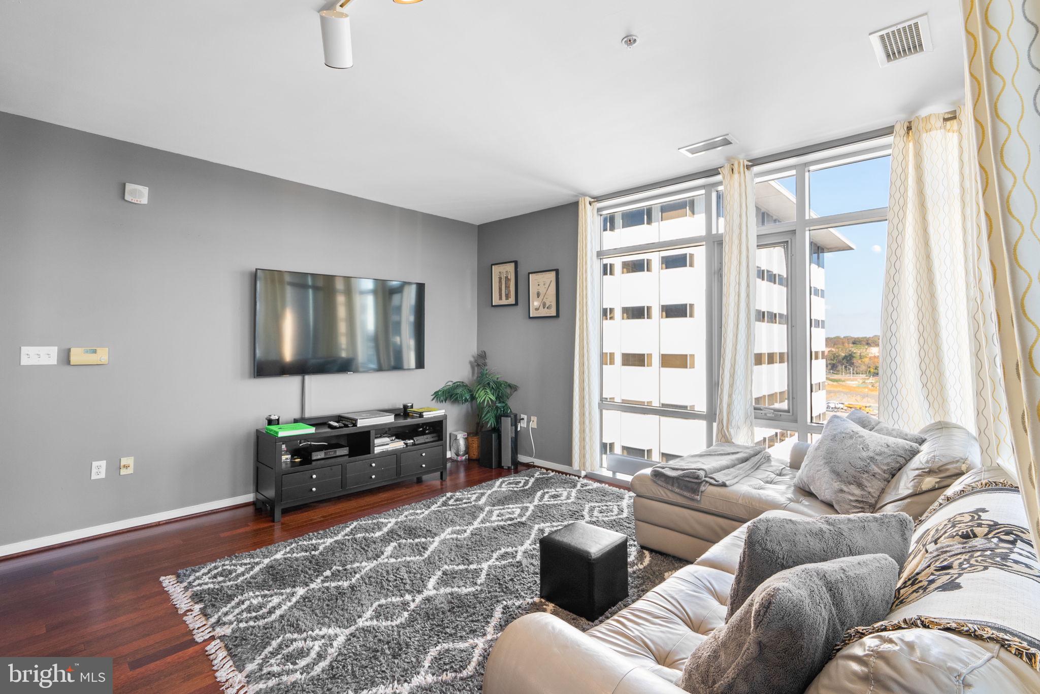 6506 America BOULEVARD Unit: 703