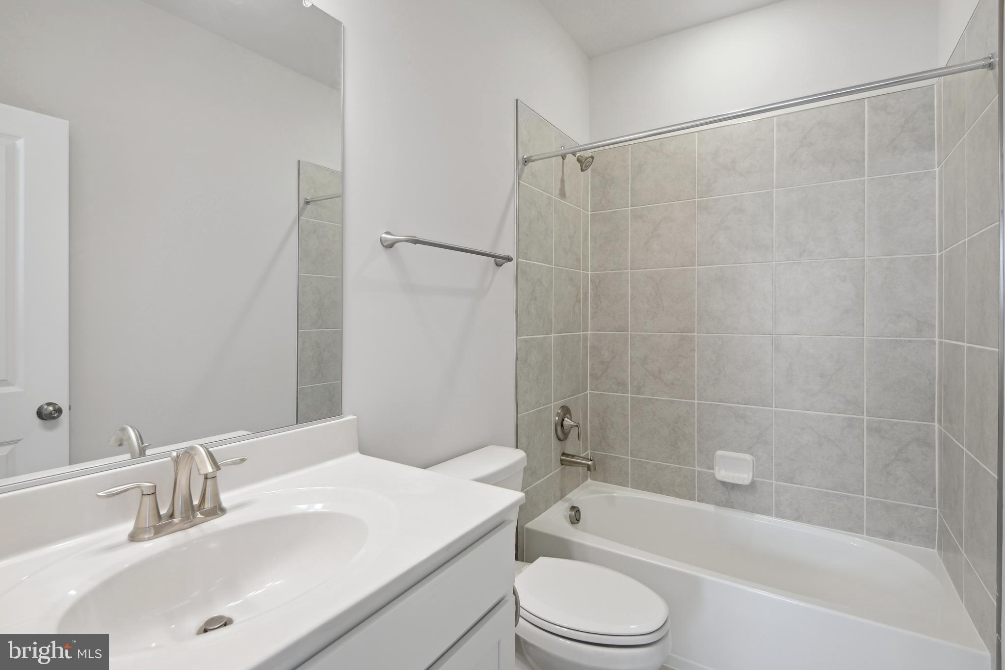 12132 American Chestnut ROAD