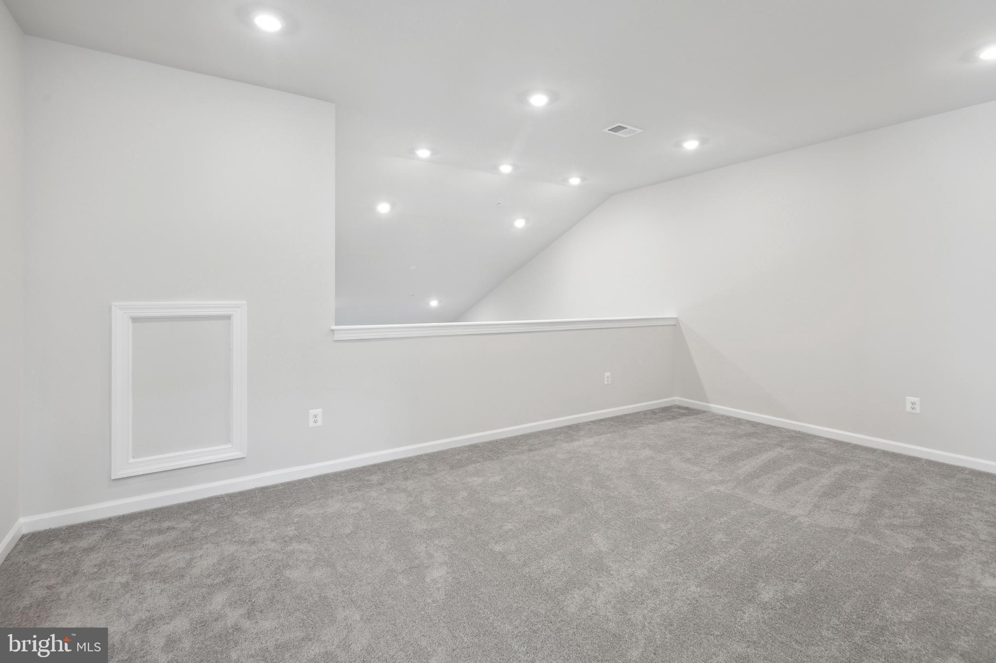 12132 American Chestnut ROAD