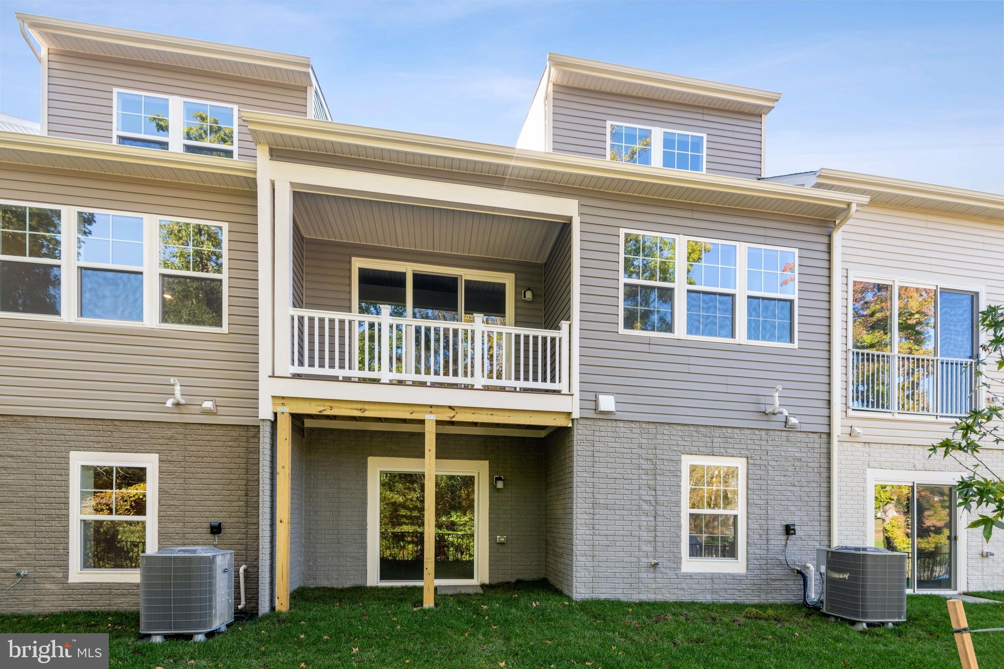 12134 American Chestnut ROAD