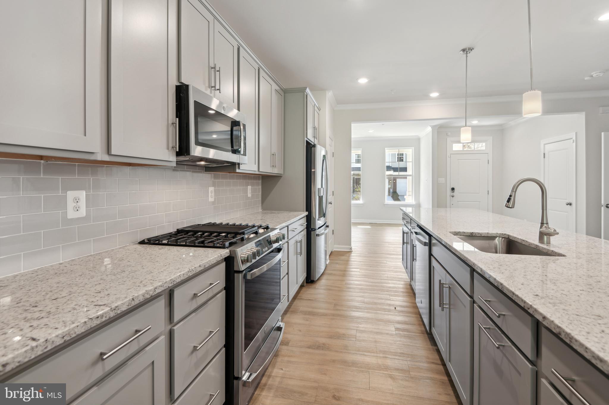 12136 American Chestnut ROAD