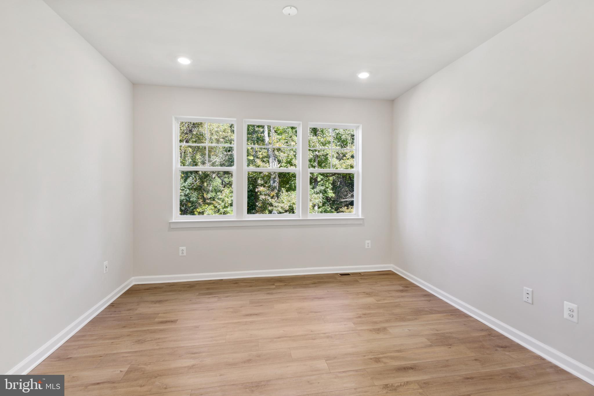 12136 American Chestnut ROAD