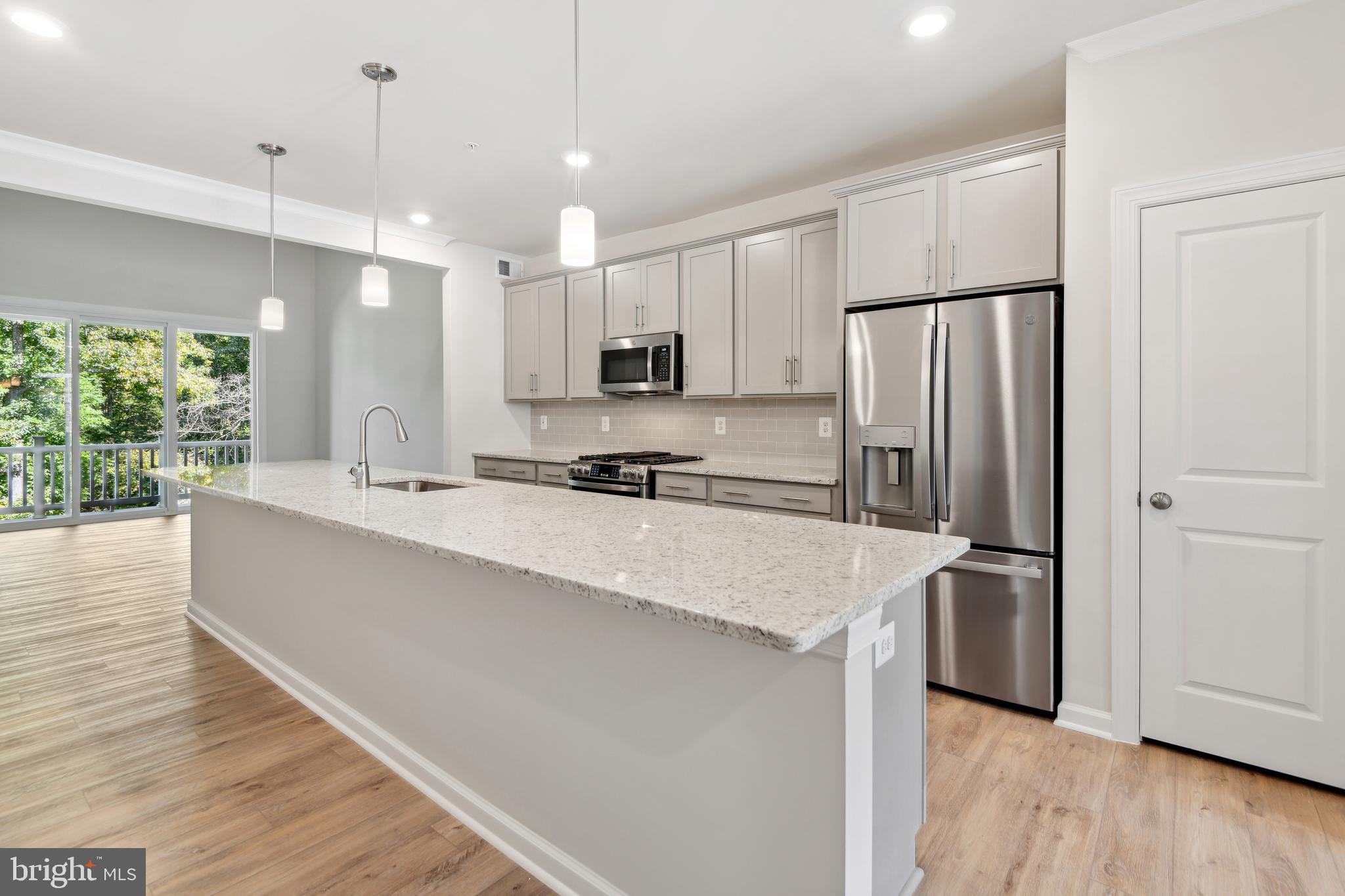 12136 American Chestnut ROAD