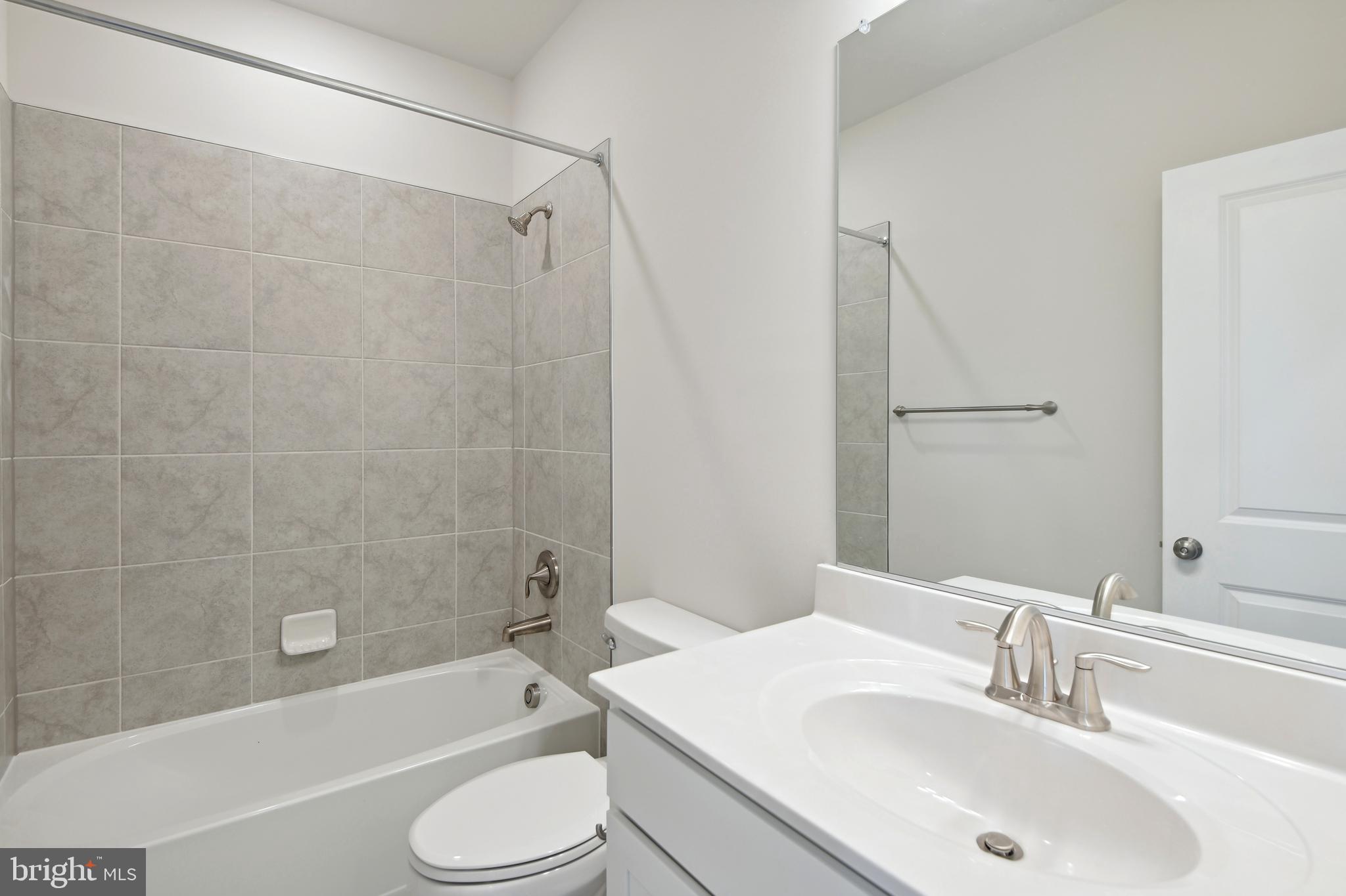 12140 American Chestnut ROAD