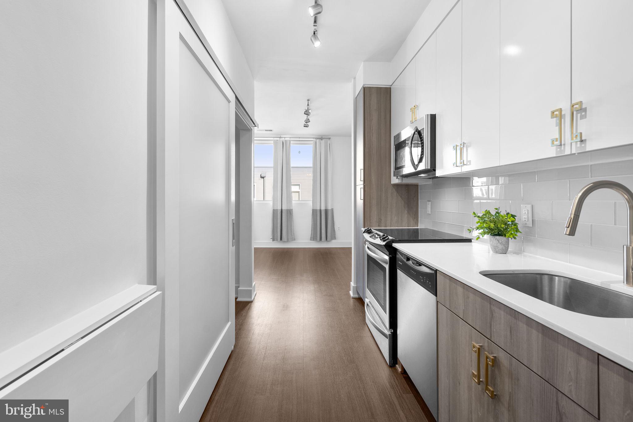 145 Riverhaven Dr Unit: 522