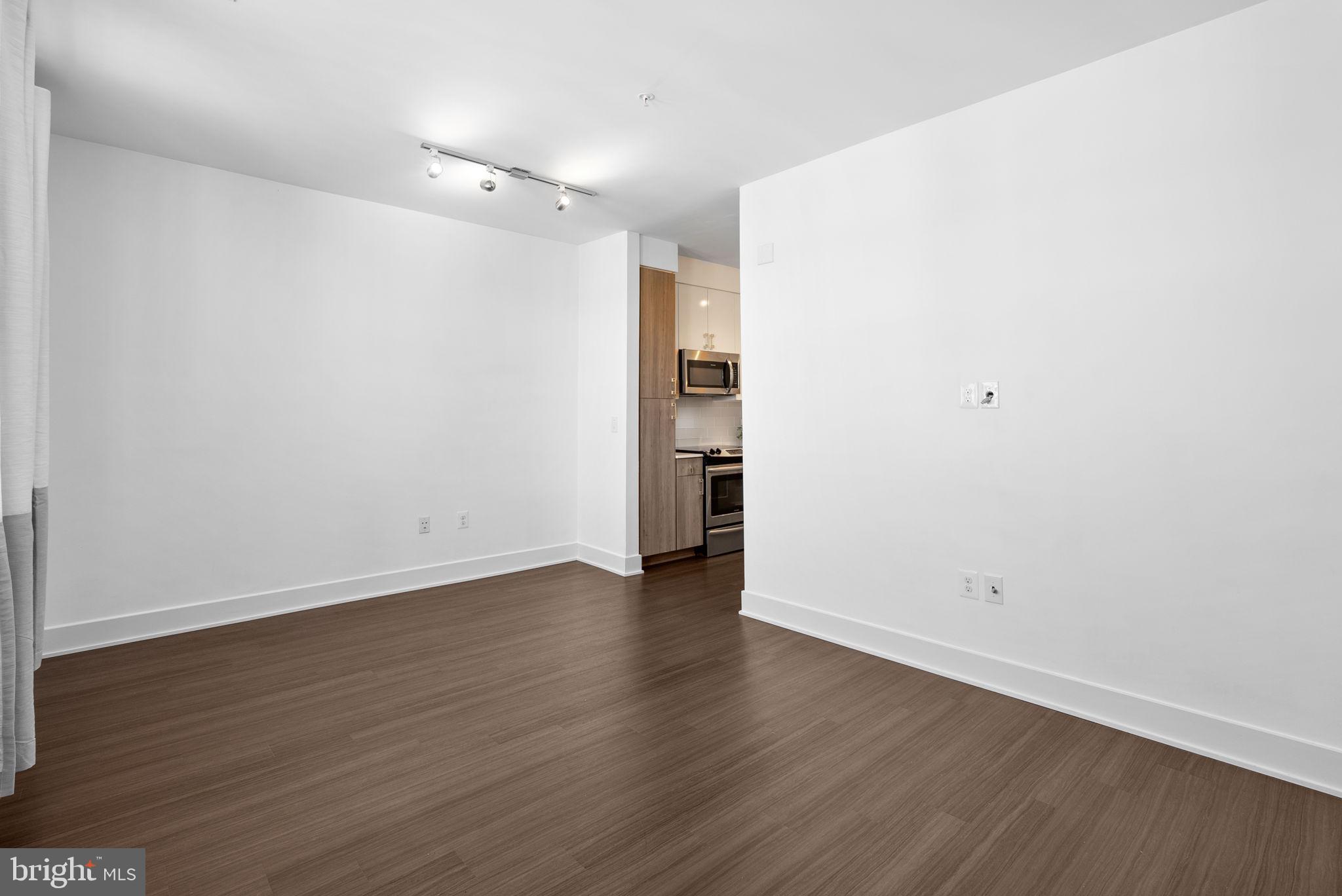 145 Riverhaven Dr Unit: 522