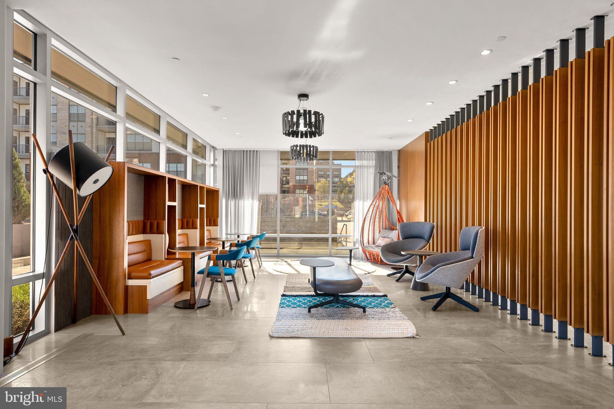 145 Riverhaven Dr Unit: 522