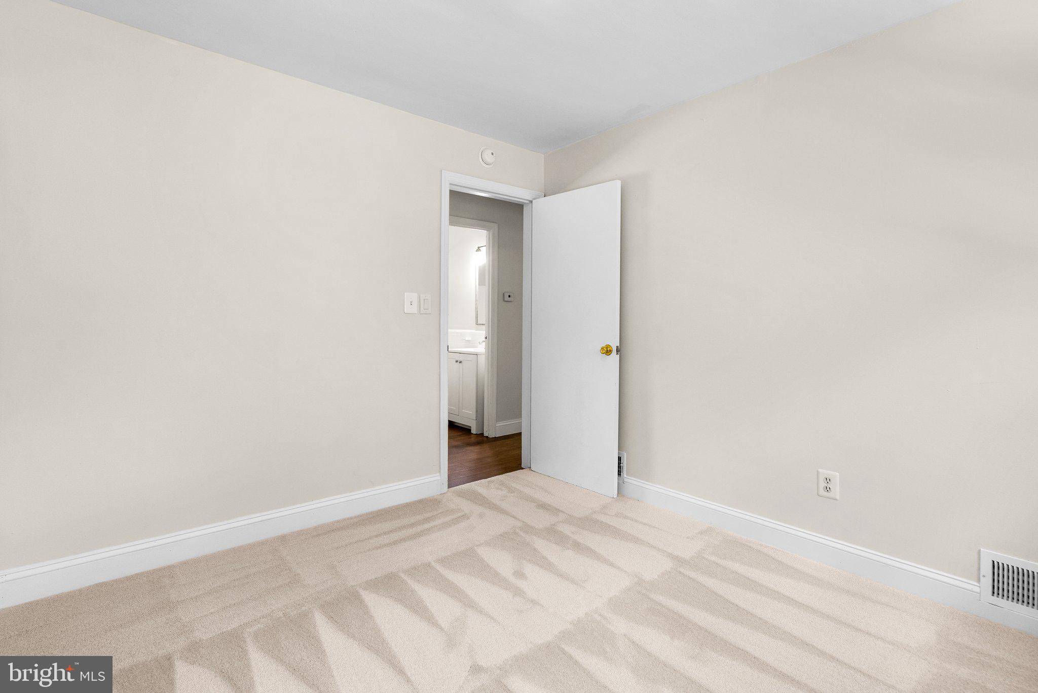 9809 Narragansett Pkwy