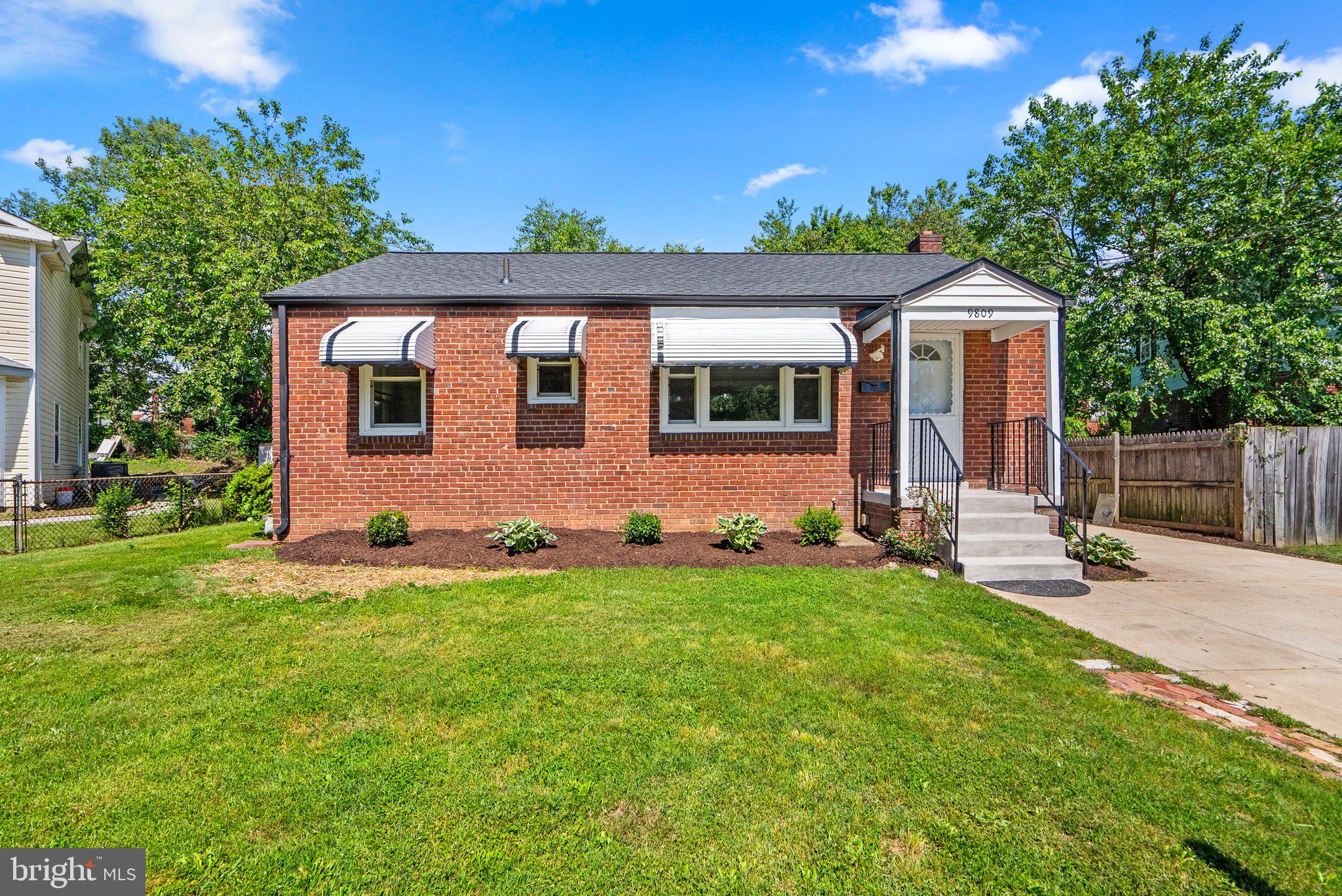 9809 Narragansett Pkwy