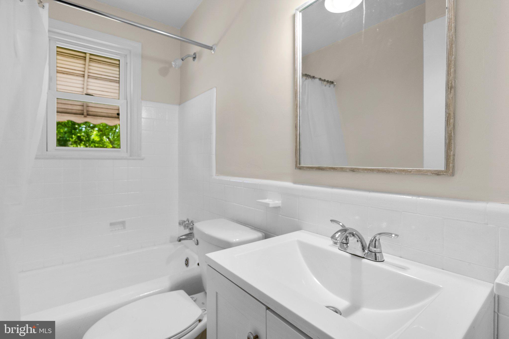 9809 Narragansett Pkwy