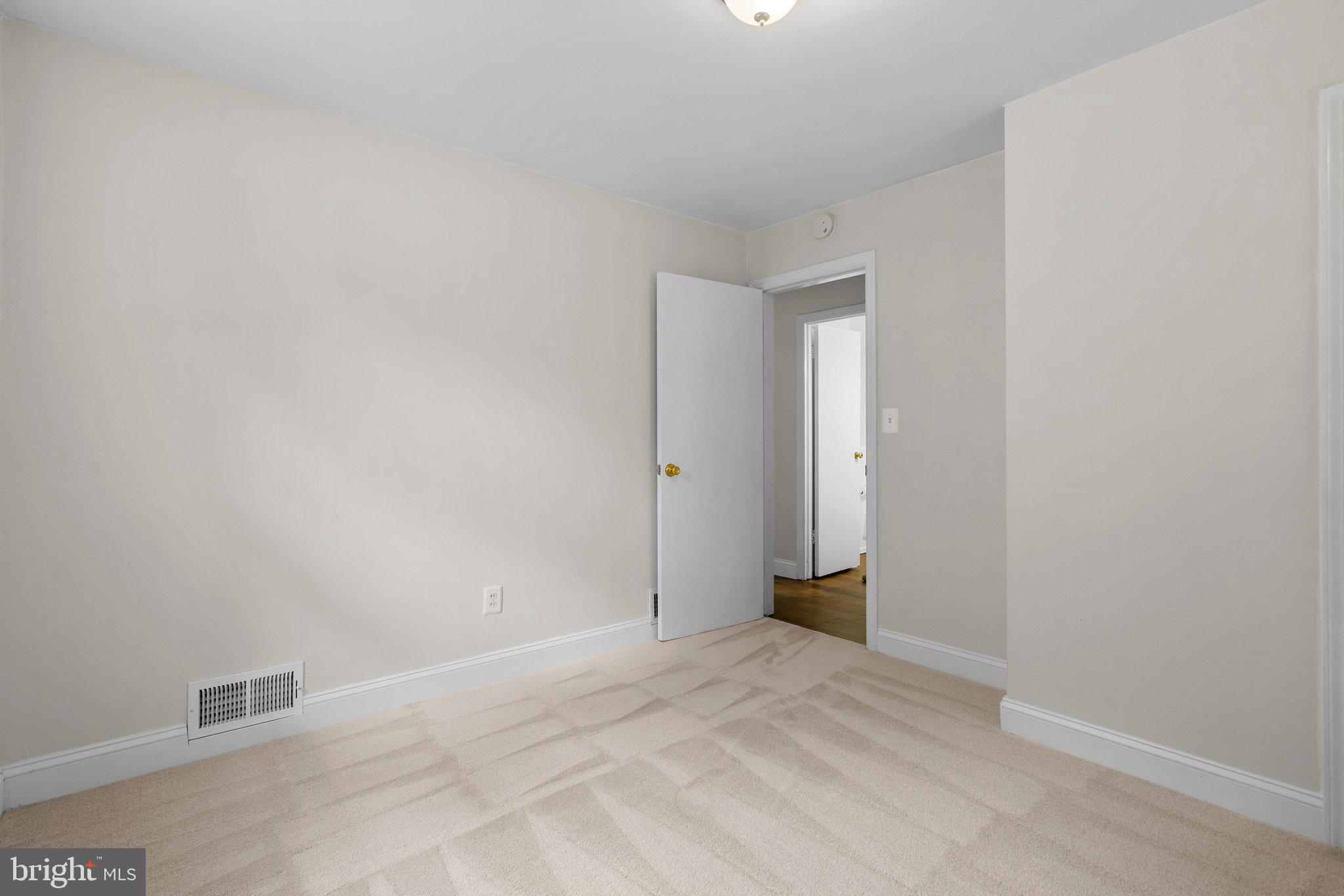 9809 Narragansett Pkwy