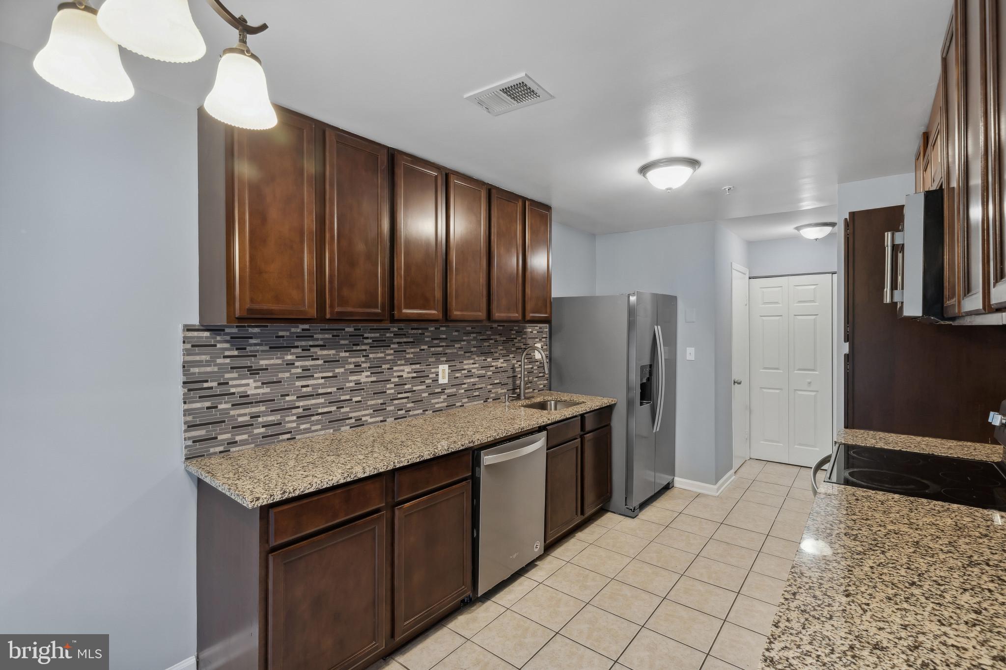 4843 BROOKSTONE TER #21