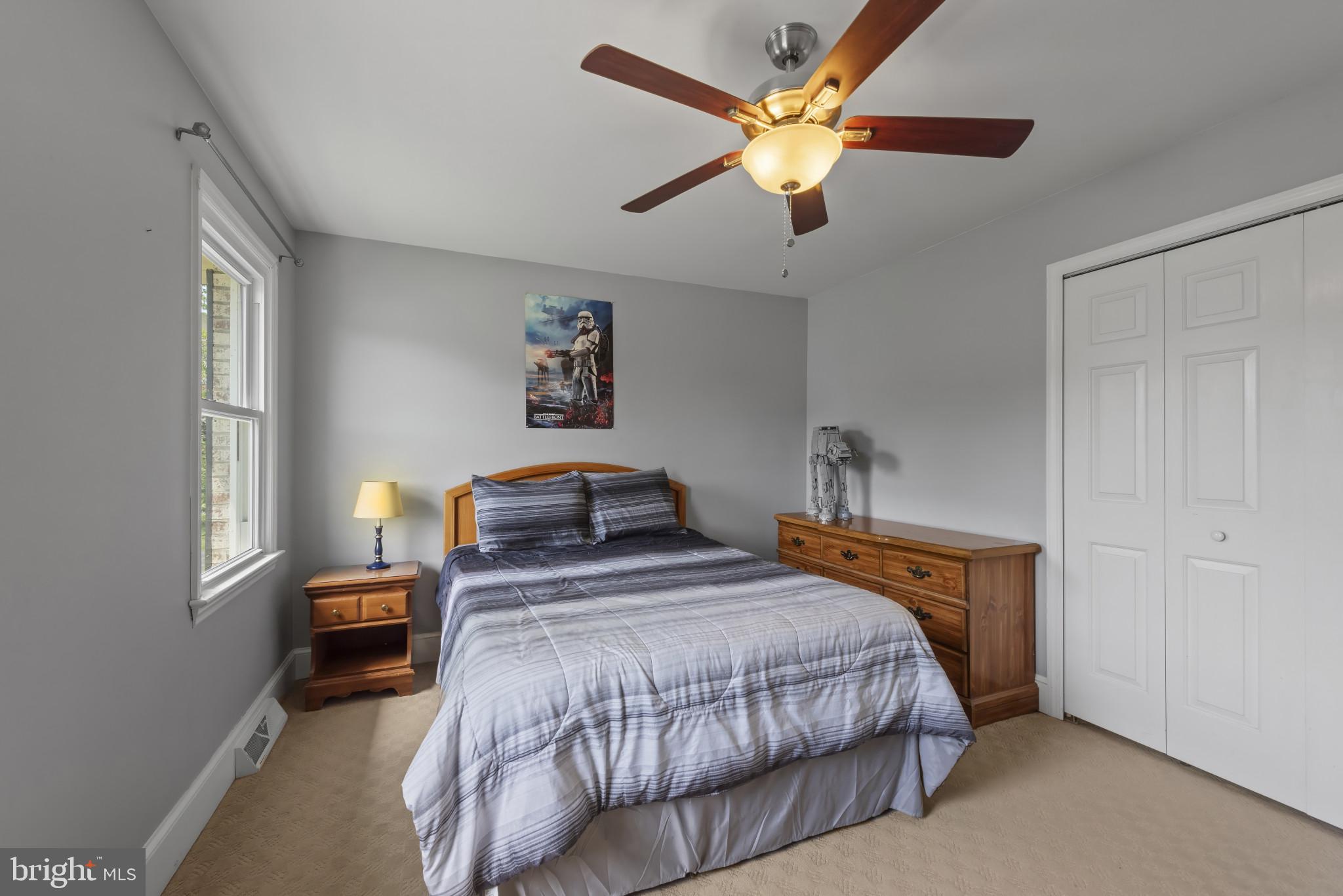 10 CARRIAGE HILL DRIVE