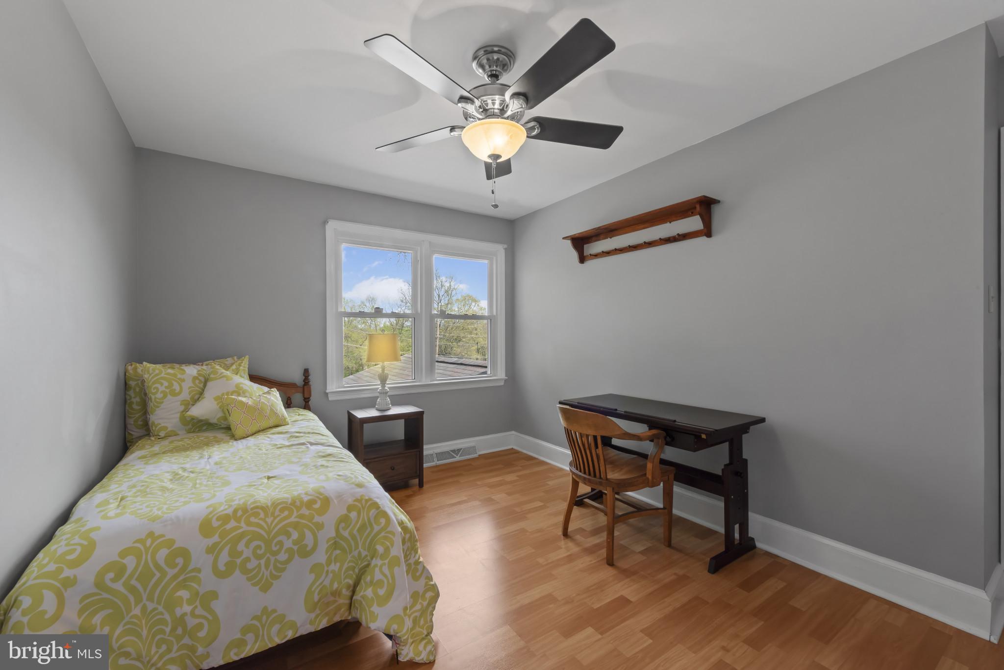 10 CARRIAGE HILL DRIVE