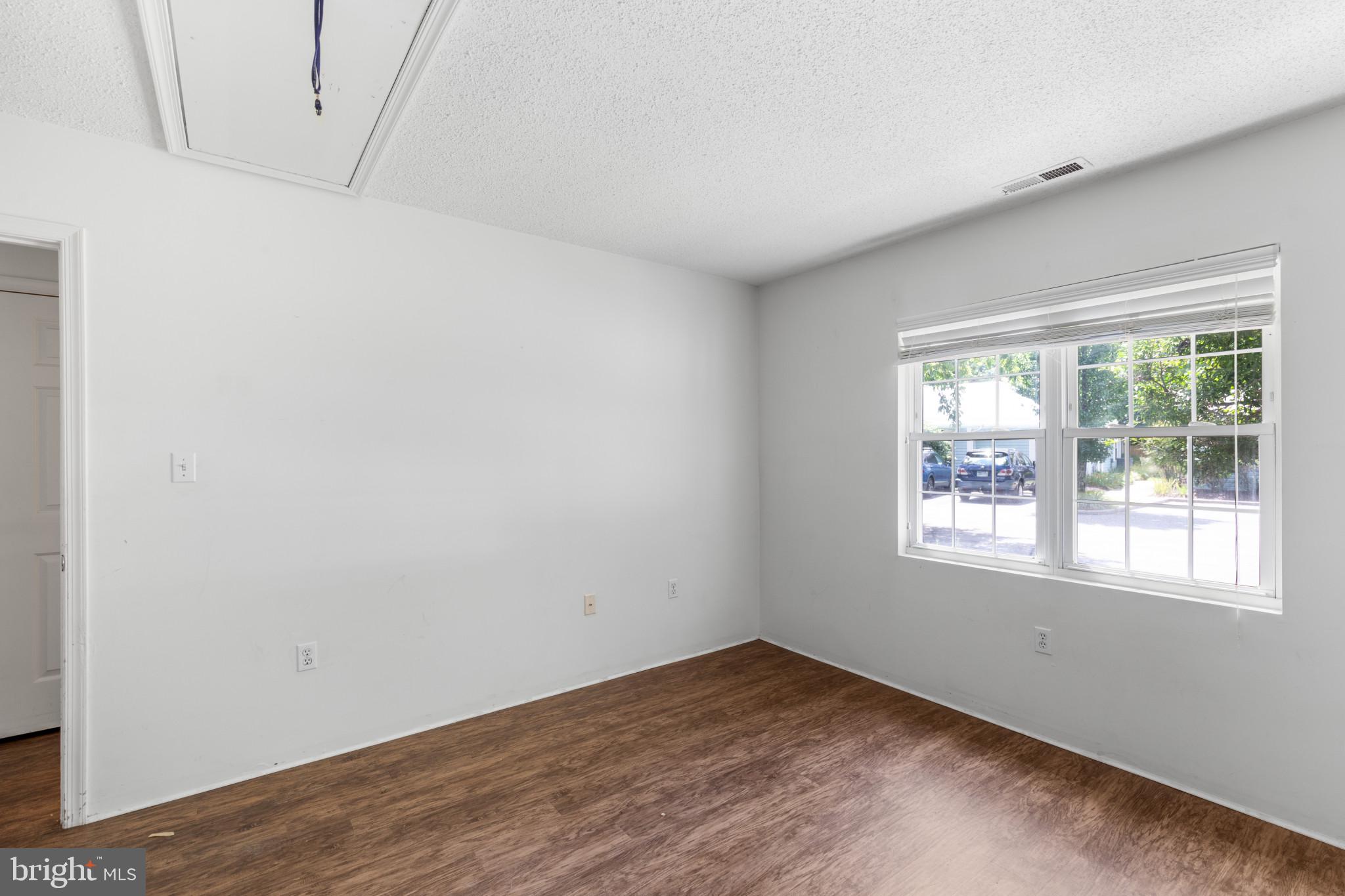 9821 KEYSER POINT ROAD Unit: 8D1