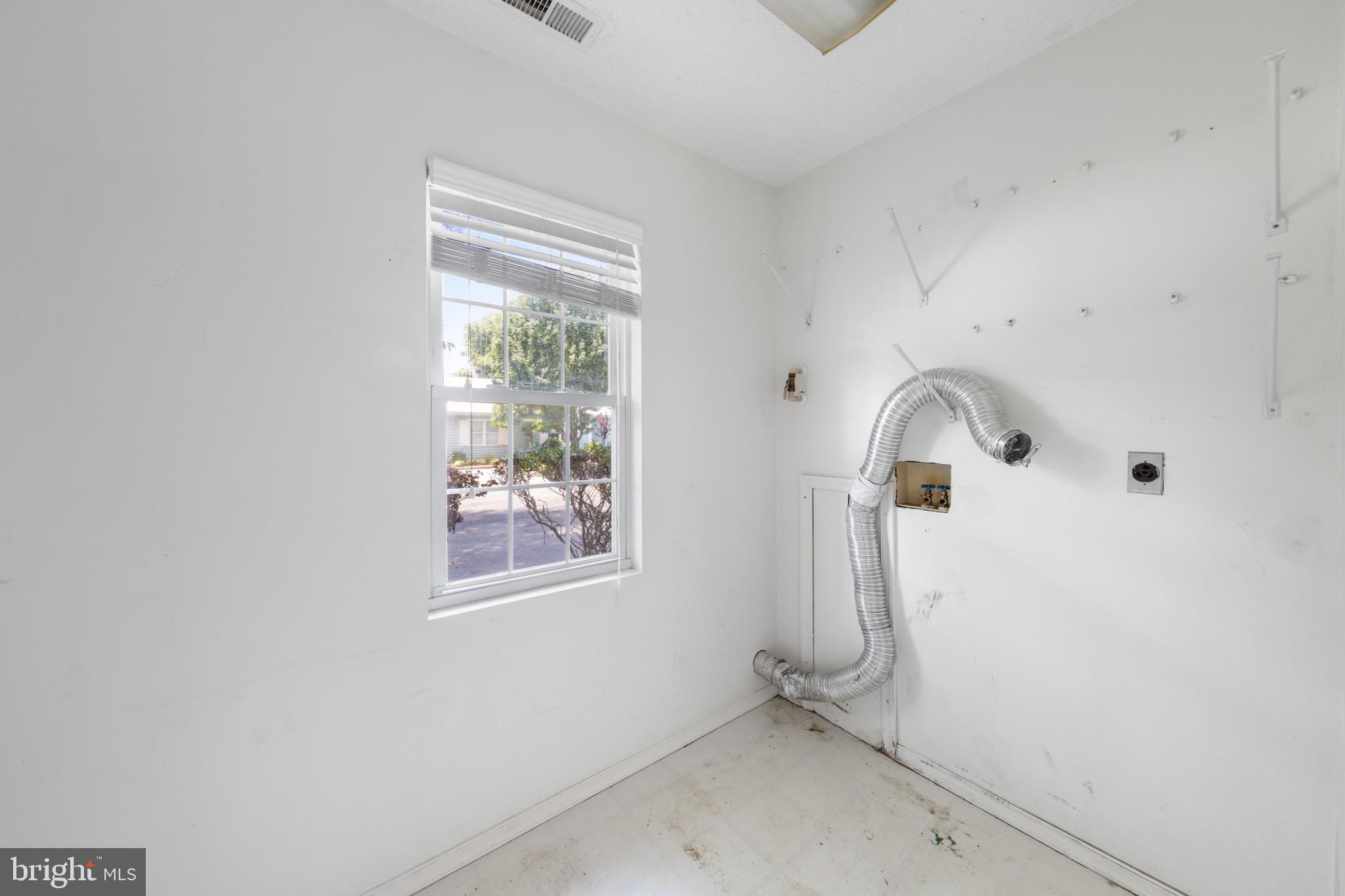 9821 KEYSER POINT ROAD Unit: 8D1