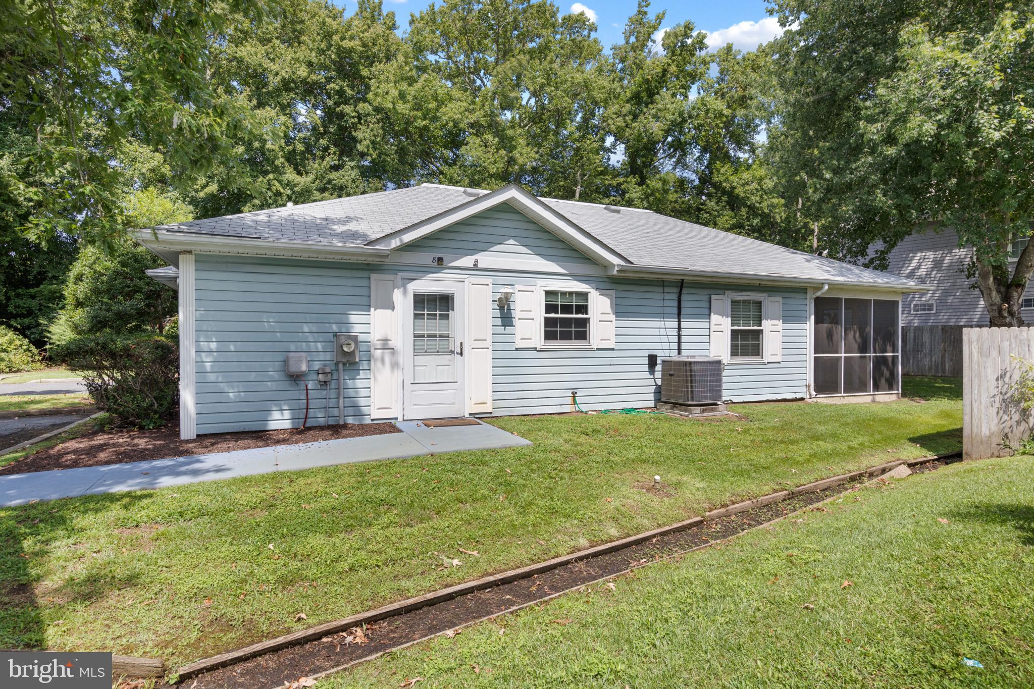 9821 KEYSER POINT ROAD Unit: 8D1