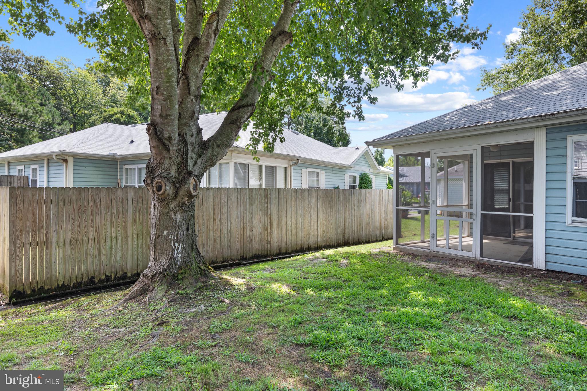 9821 KEYSER POINT ROAD Unit: 8D1