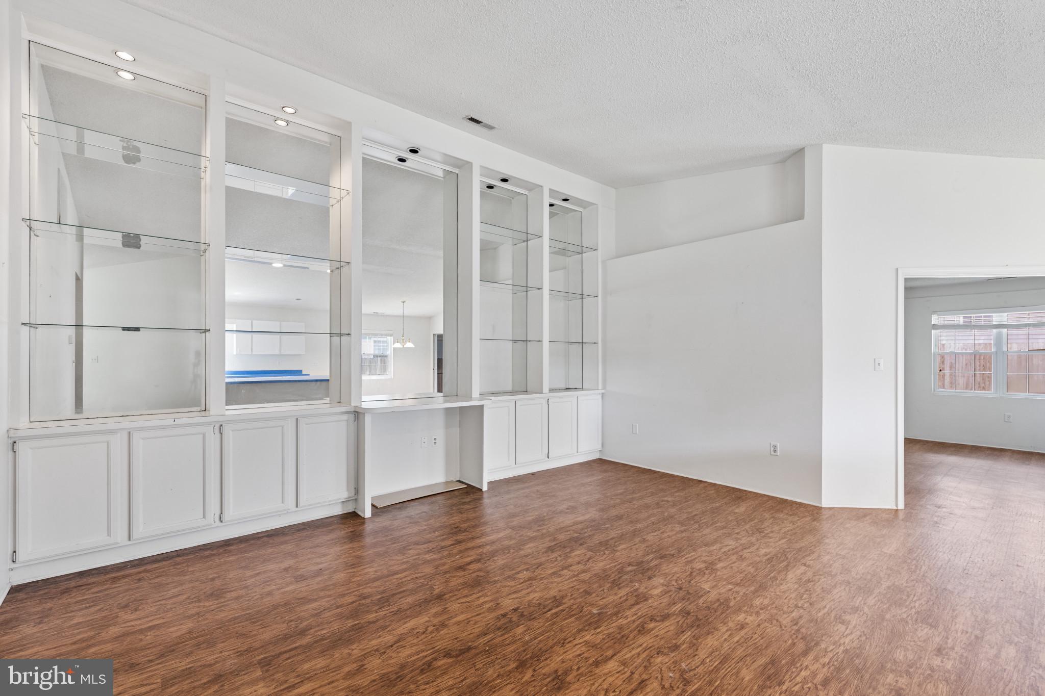 9821 KEYSER POINT ROAD Unit: 8D1