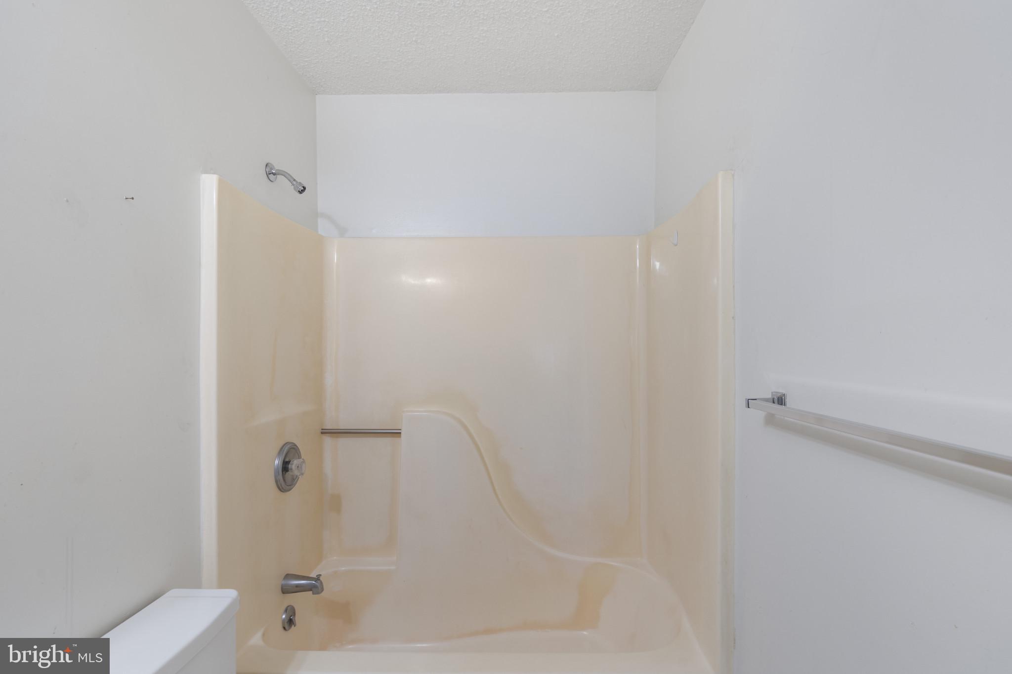 9821 KEYSER POINT ROAD Unit: 8D1