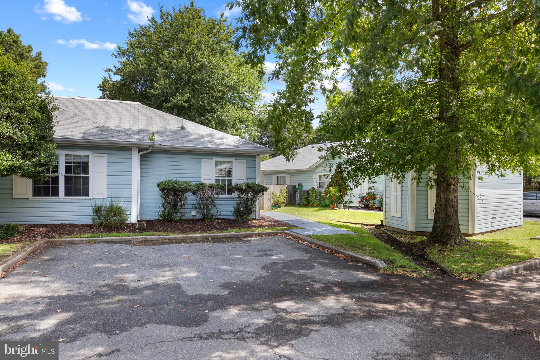 9821 KEYSER POINT ROAD Unit: 8D1