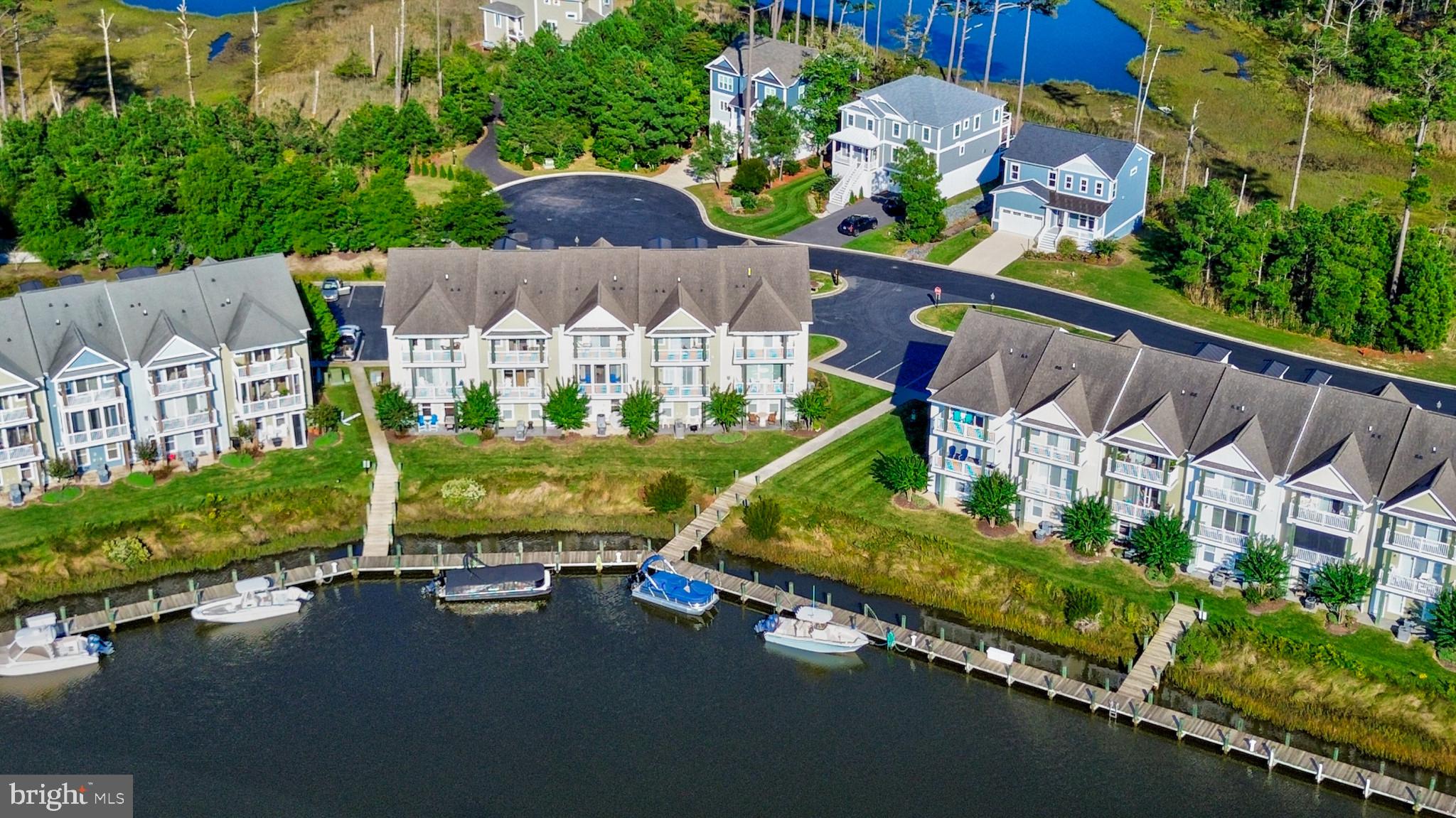 10900 Holystone LANE Unit: 304