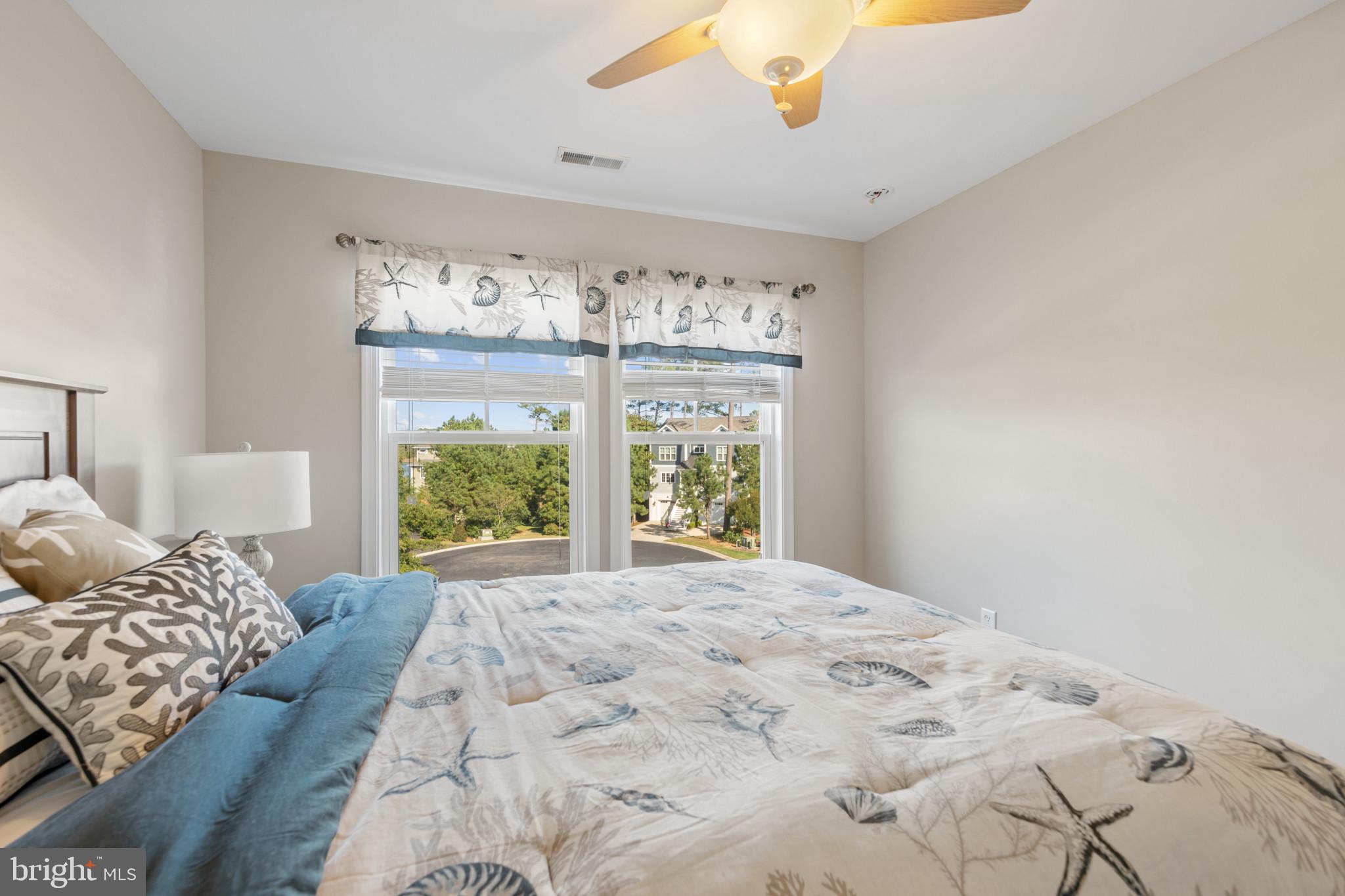 10900 Holystone LANE Unit: 304