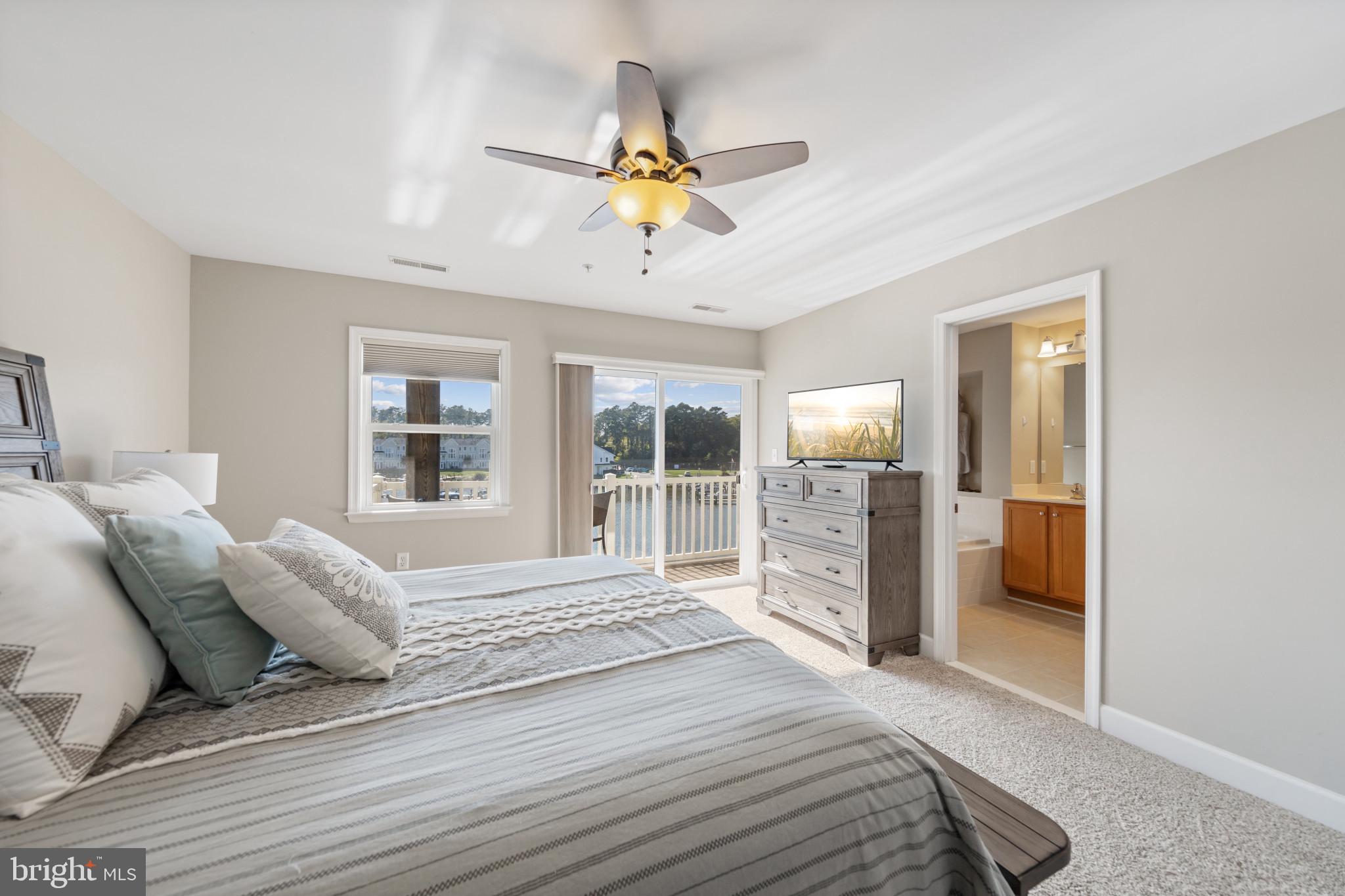 10900 Holystone LANE Unit: 304