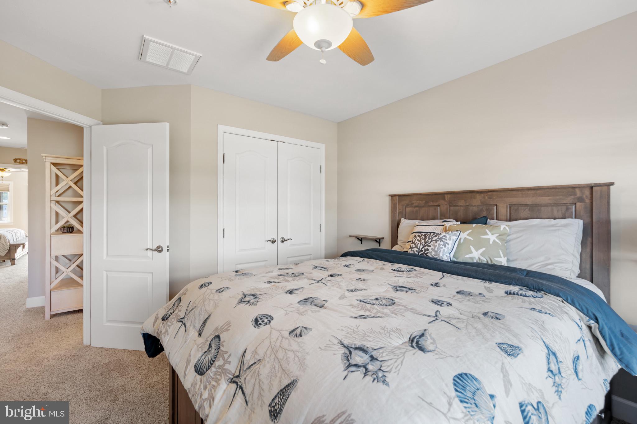 10900 Holystone LANE Unit: 304