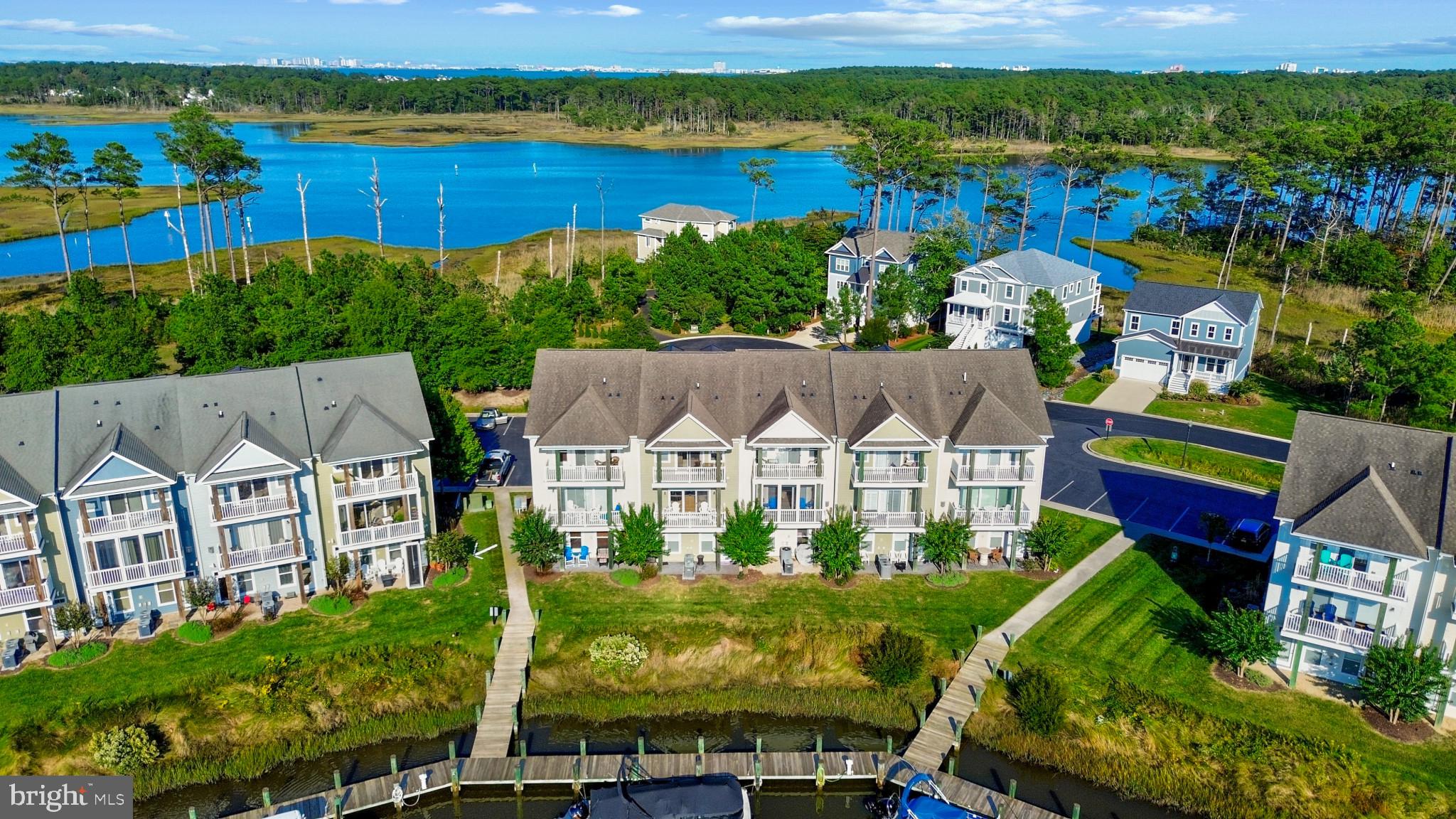 10900 Holystone LANE Unit: 304